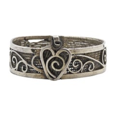 Silberarmband, Schmuck für junge Frauen, Jemen, um 1900