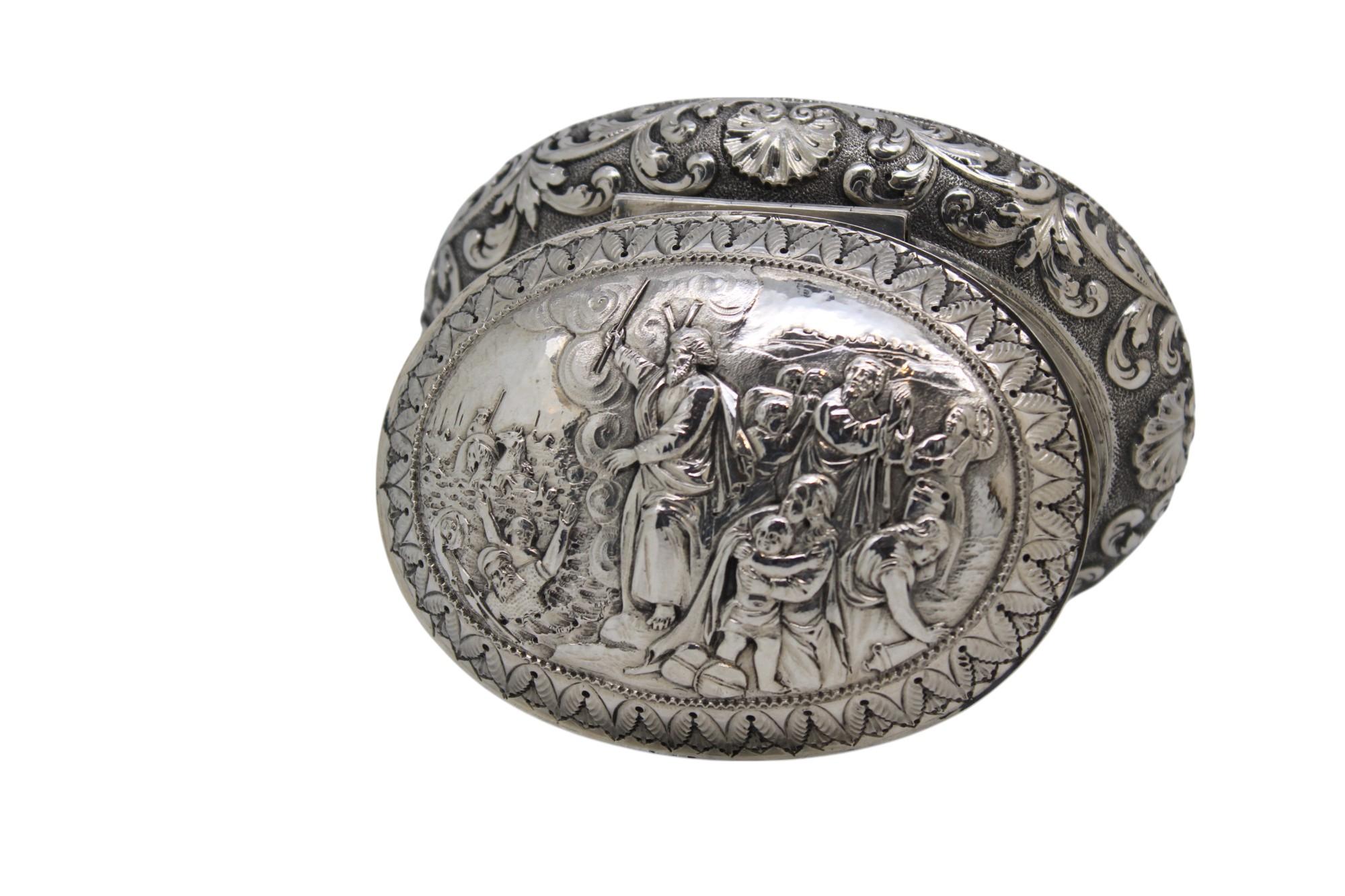 A. Silver Dutch Etrog Box, Niederlande CIRCA 1900 im Angebot 2