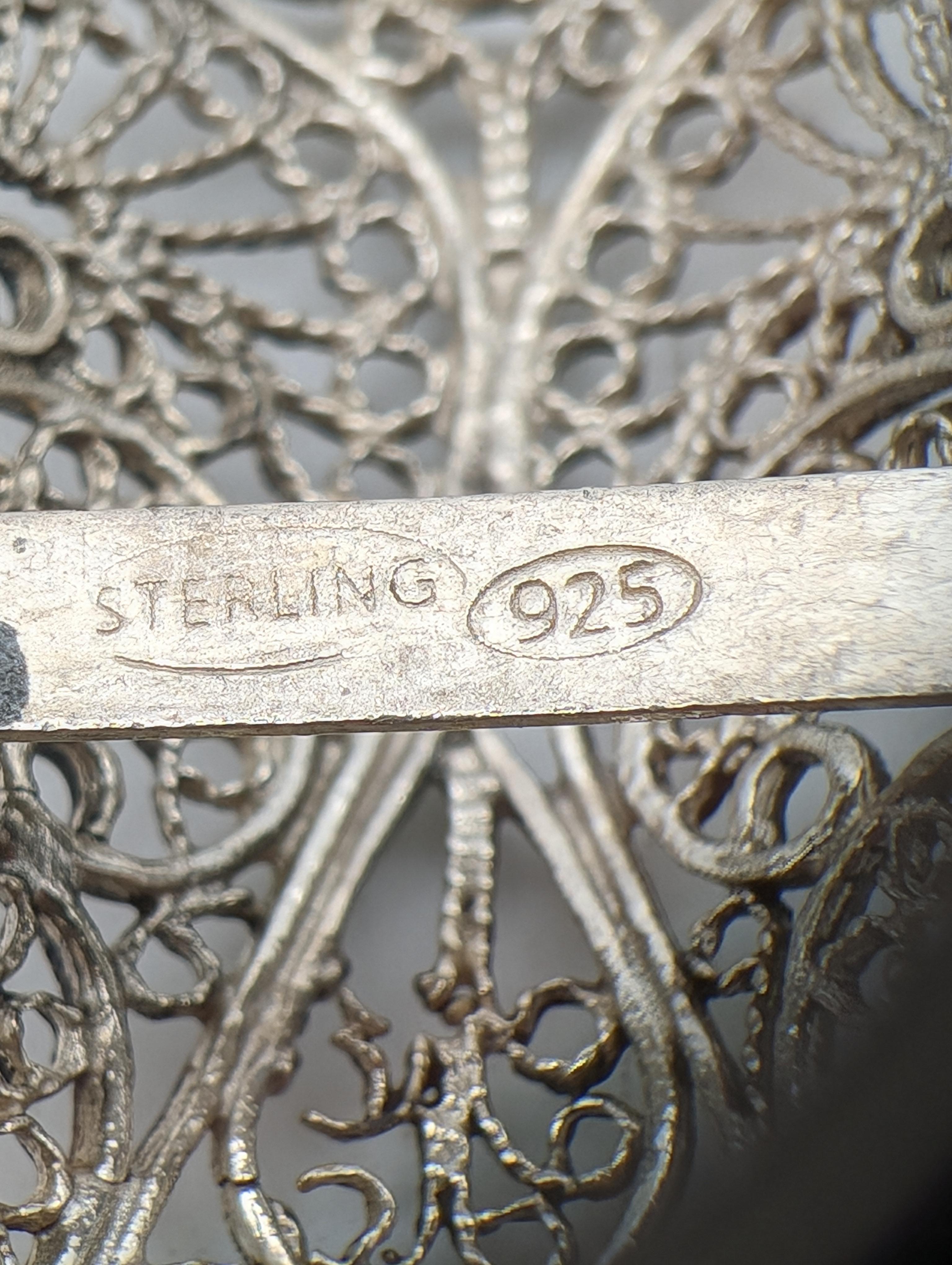 Estuche de filigrana de plata para mezuzá, Israel Circa 1980 en venta 1