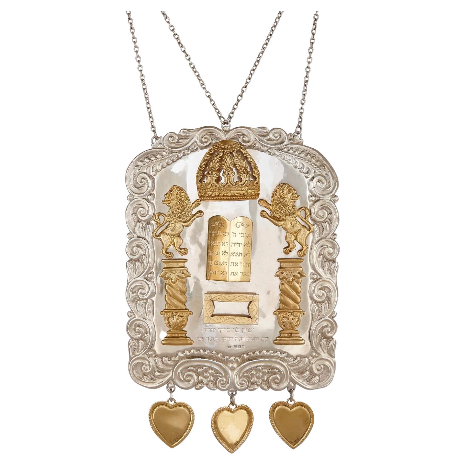 Silber vergoldete Judaica Torah- Breastplate oder Schild aus Silber, von Moses Salkind & Co