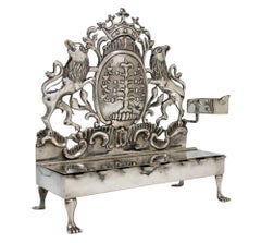 Lampe de Hanoukka en argent, style XVIIIe siècle