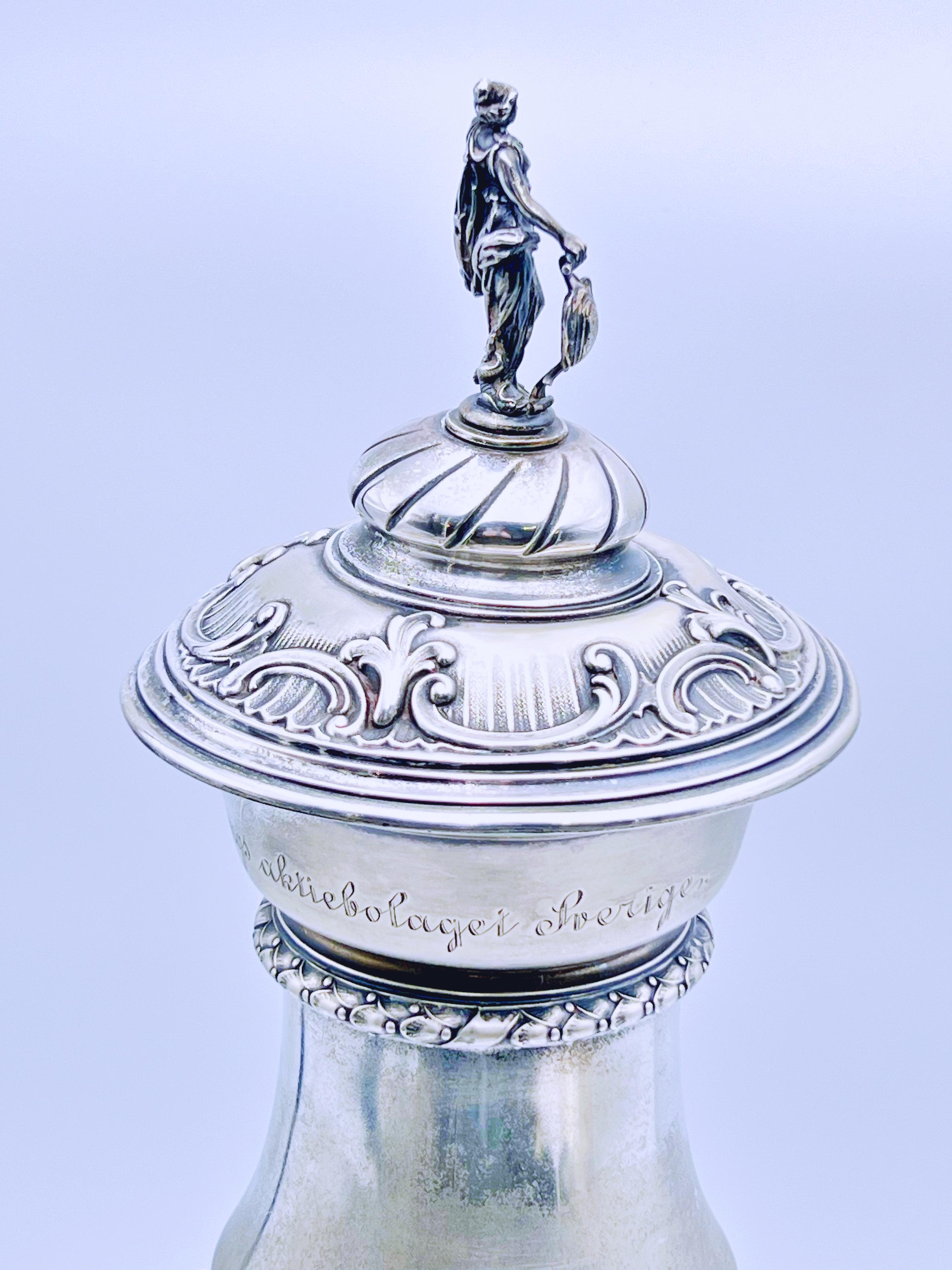 Calice figurato storico in argento con coperchio del 1885 in vendita 7