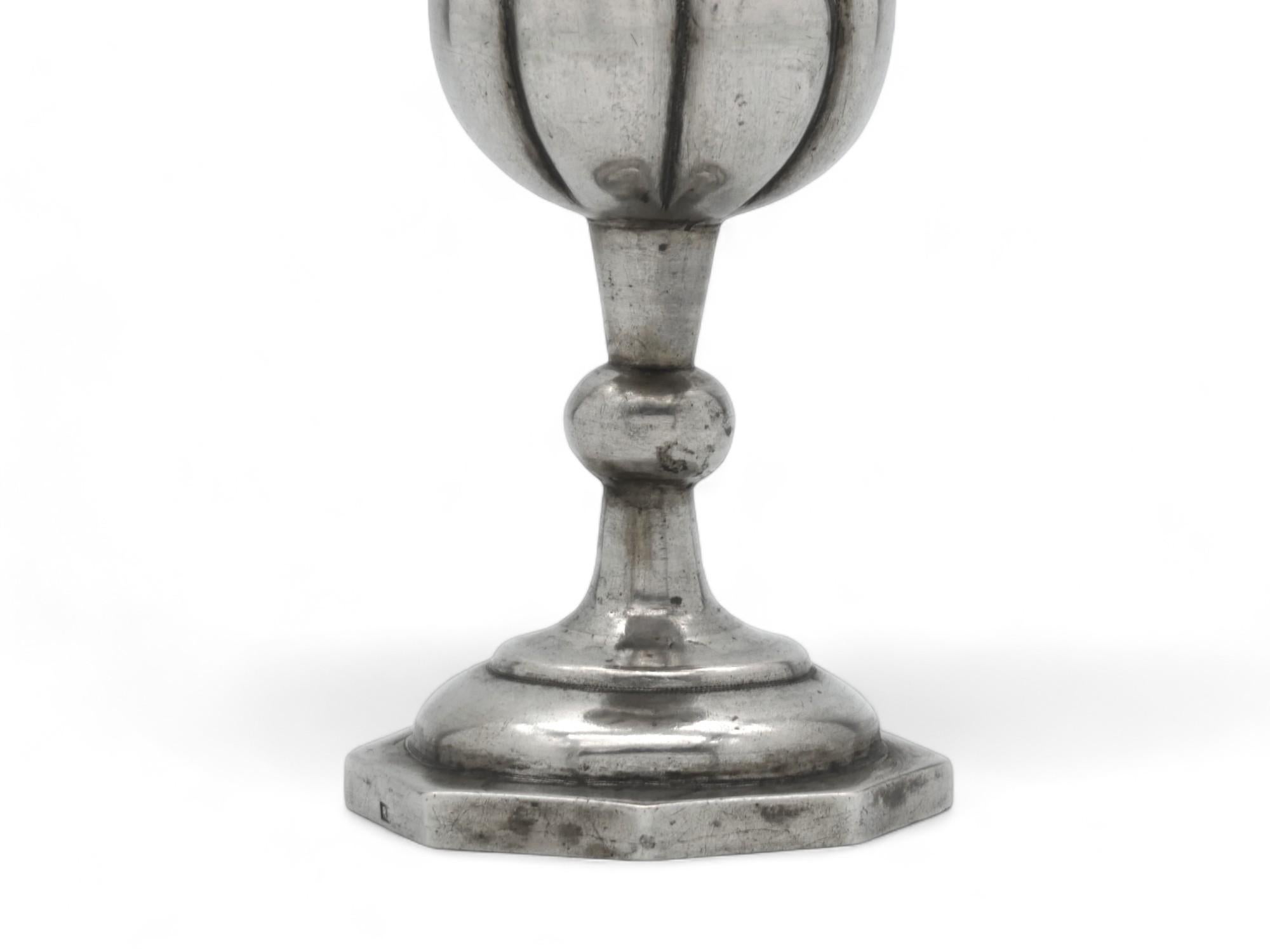 Calice da Kiddush in argento, Polonia, metà del XIX secolo In condizioni buone in vendita a New York, NY