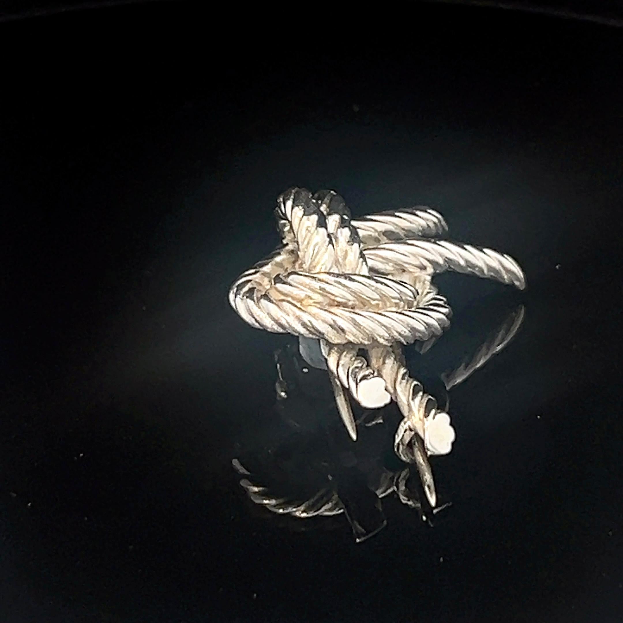 A silver knot brooch by Hermès In Good Condition For Sale In KERKRADE, NL