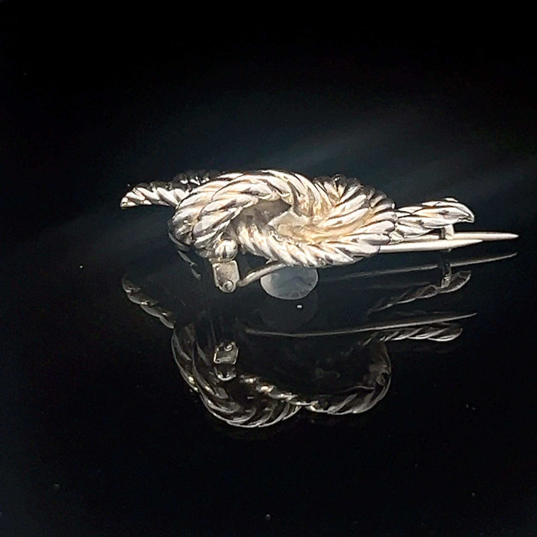 A silver knot brooch by Hermès For Sale 2