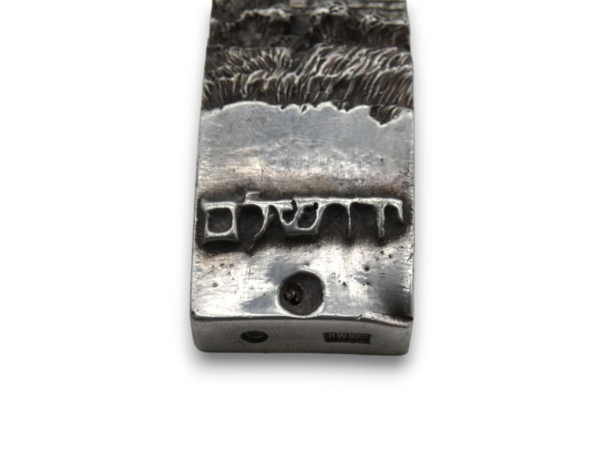 Argento Una custodia per Mezuzah in argento di Henryk Winograd, New York 1991, Judaica in vendita