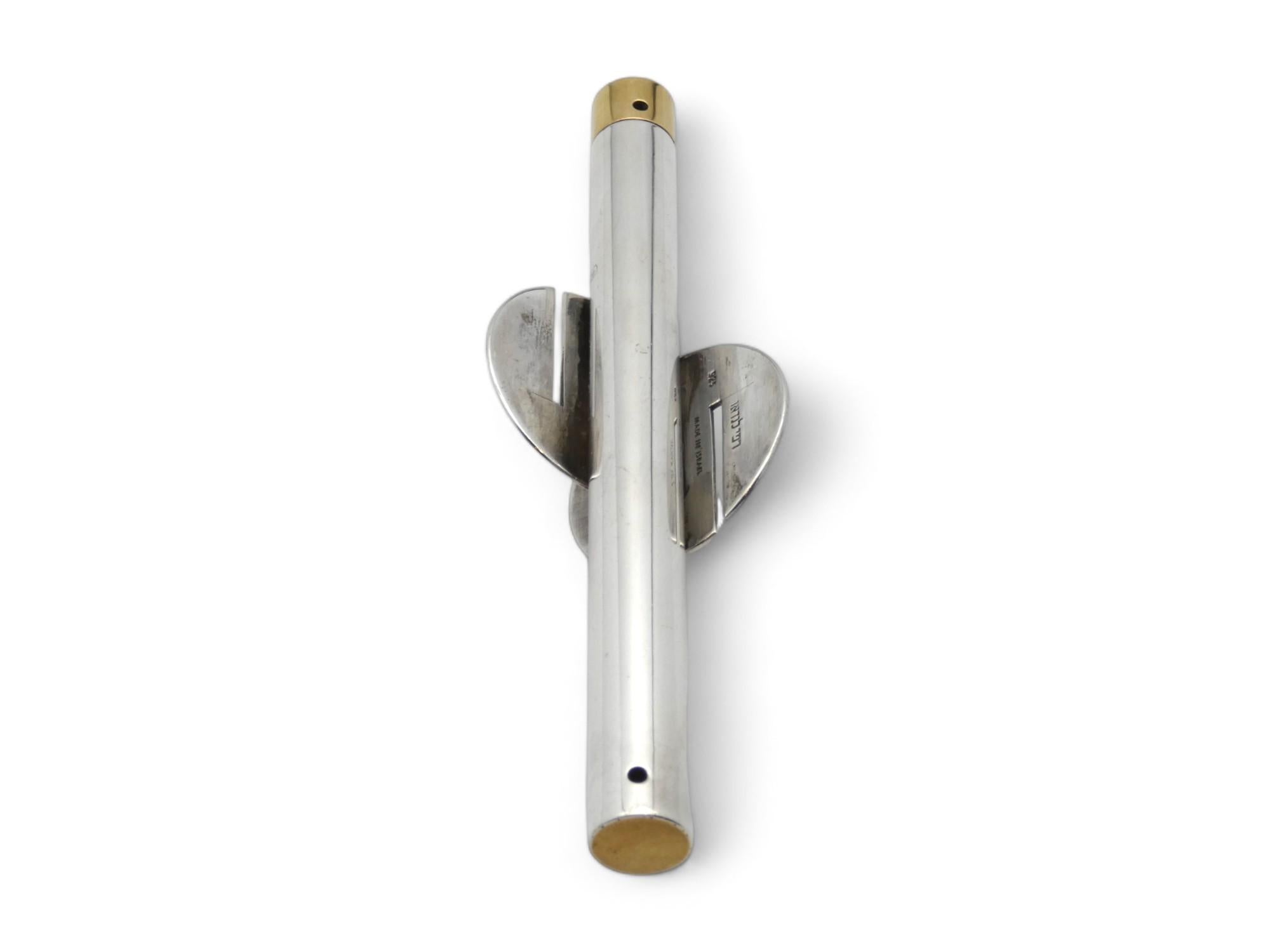 Silbernes Mezuzah-Etui von Rafi Landau, Israel, spätes 20. Jahrhundert im Zustand „Gut“ im Angebot in New York, NY