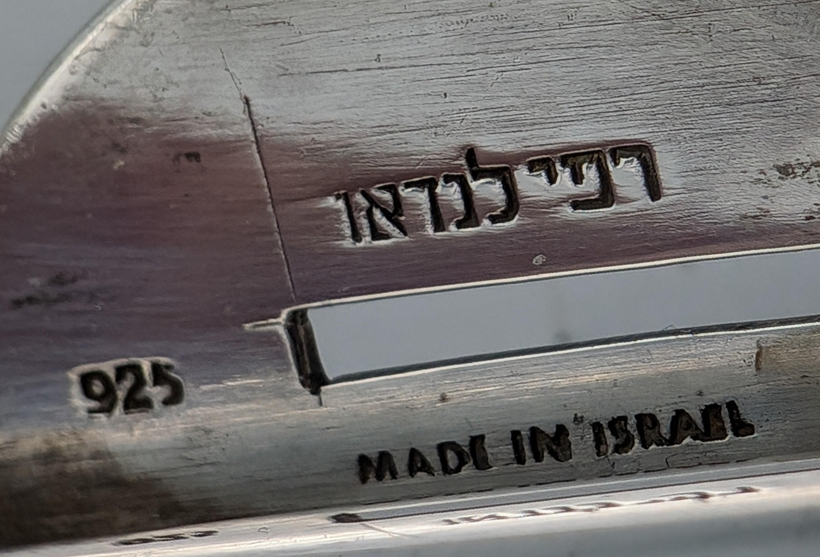Silbernes Mezuzah-Etui von Rafi Landau, Israel, spätes 20. Jahrhundert im Angebot 3