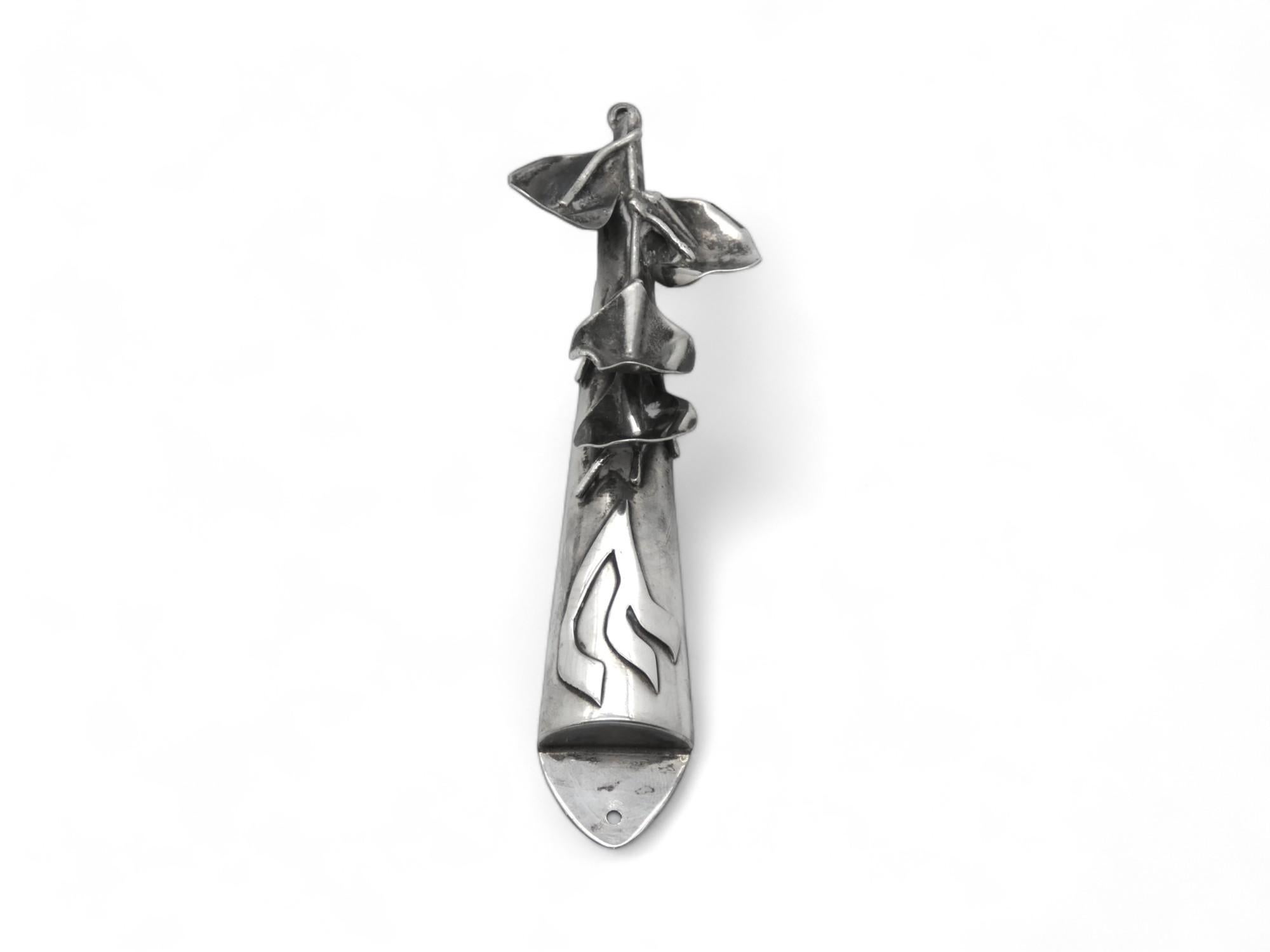 Estuche de plata para mezuzá, Israel 2ª mitad del siglo XX en Bueno estado para la venta en New York, NY