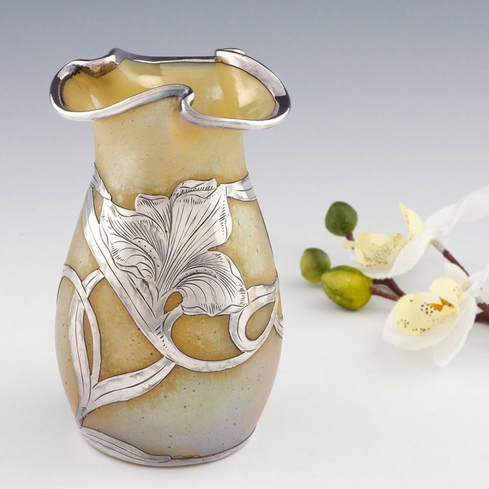 A Silver Overlay Loetz Silberiris Vase, c1905 For Sale 2