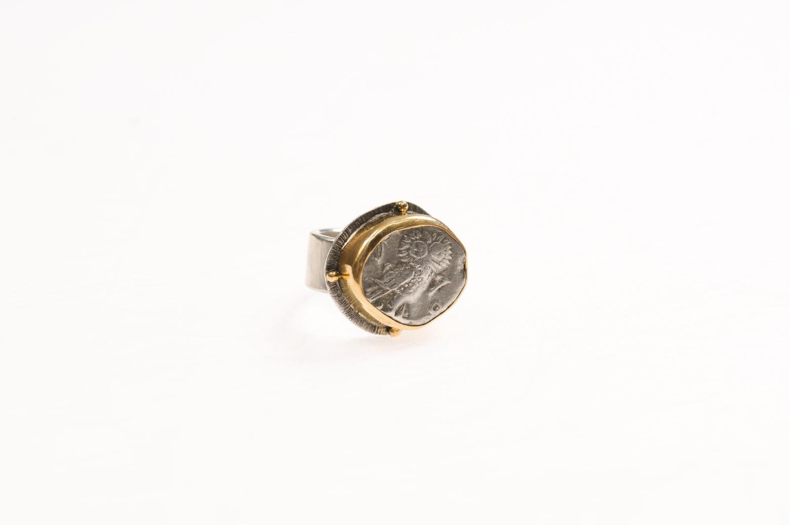A Silver Owl Tetradrachm Ring w/ 22k gold For Sale 7