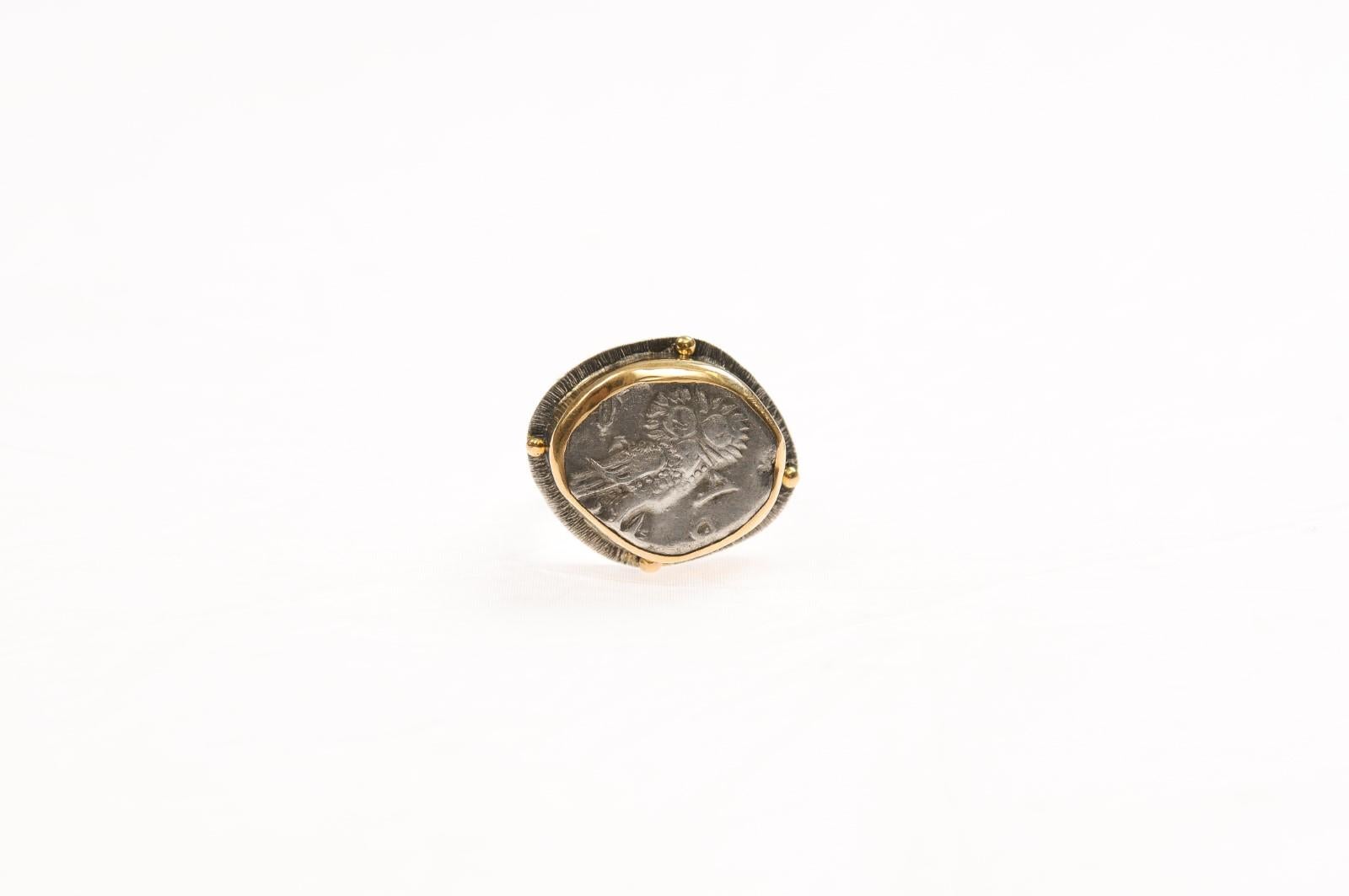 A Silver Owl Tetradrachm Ring w/ 22k gold For Sale 10