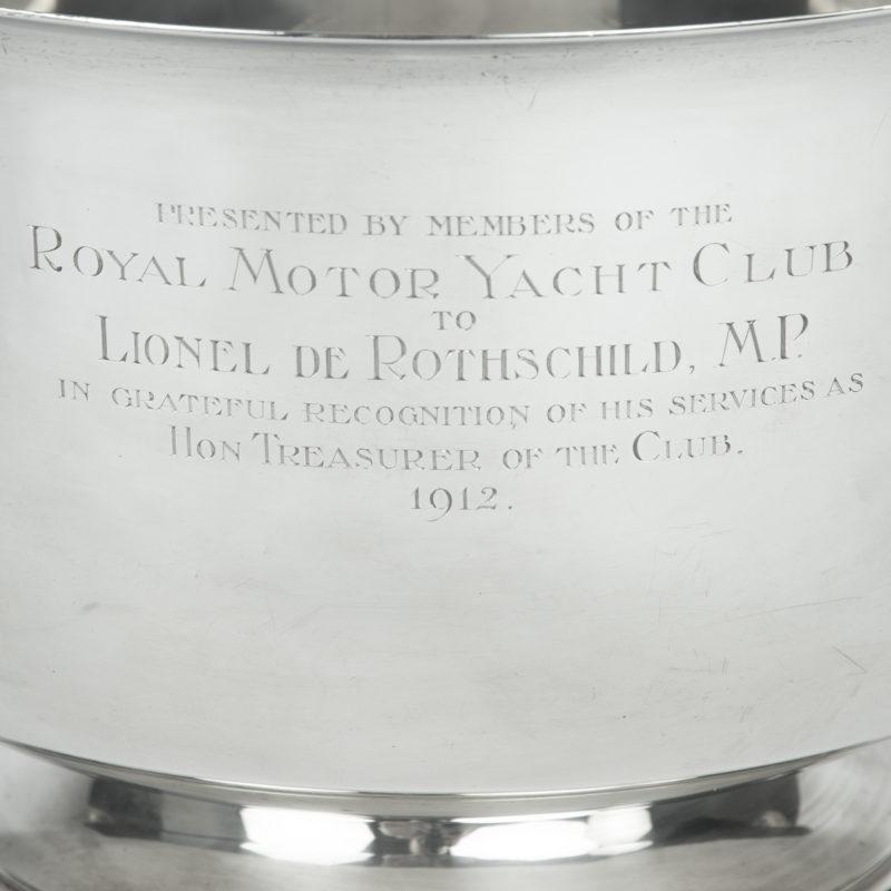 English The ‘Entente Cordial’ silver champagne cooler for the British Motor Boat Club For Sale