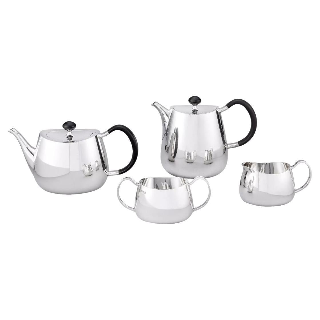  A silver "Pride pattern" Tea & Coffee Service For Sale