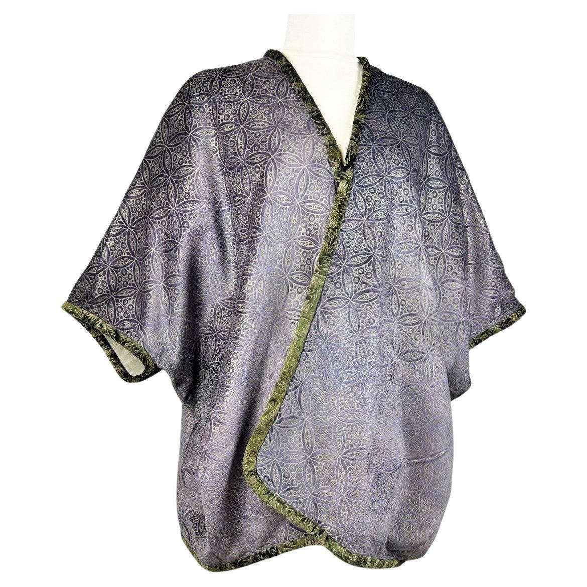 A Silver kaftan ou veste en velours imprimé de Mariano Fortuny Venice Italy C.1930