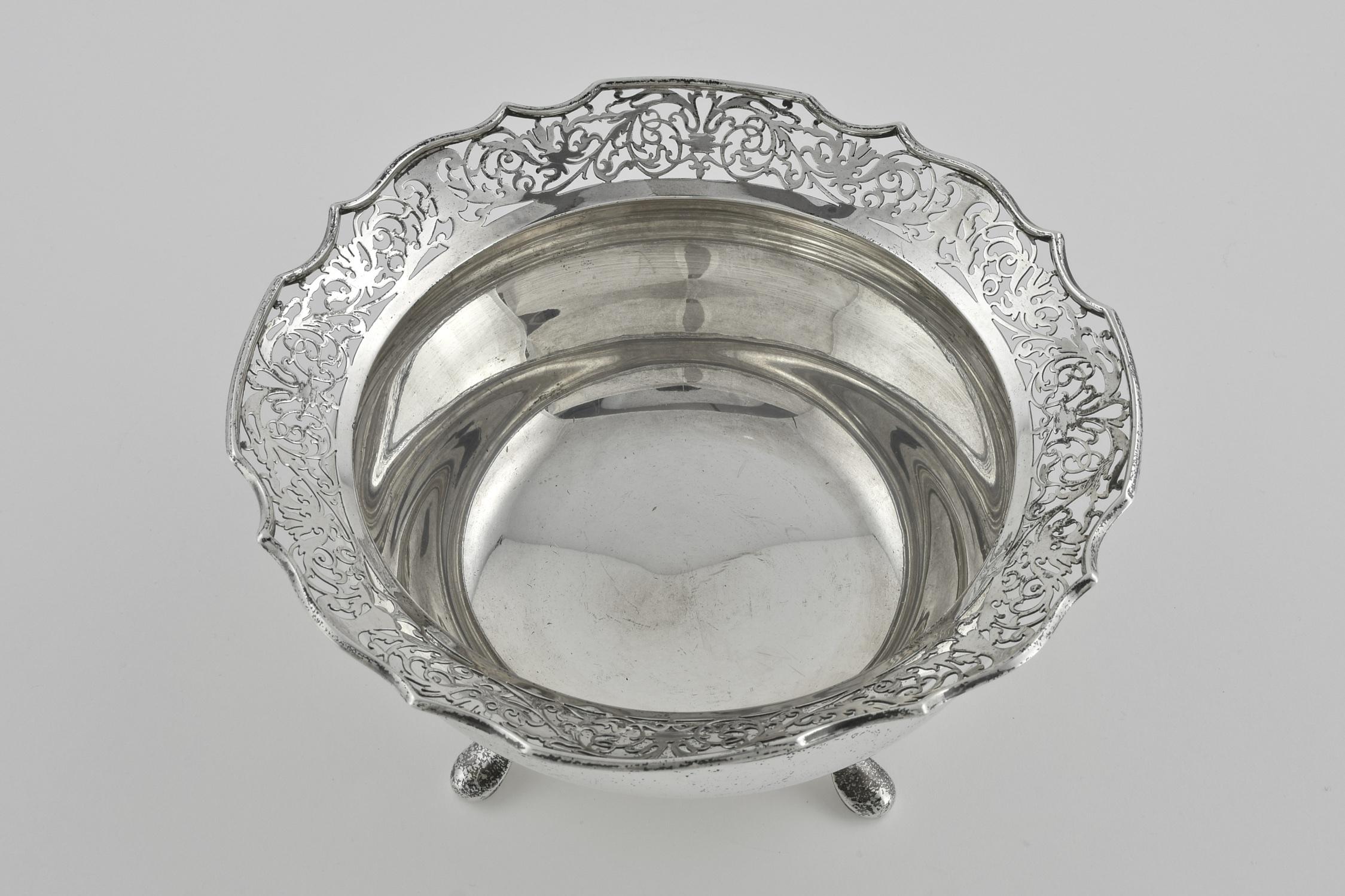 Edwardian A silver rose bowl  For Sale