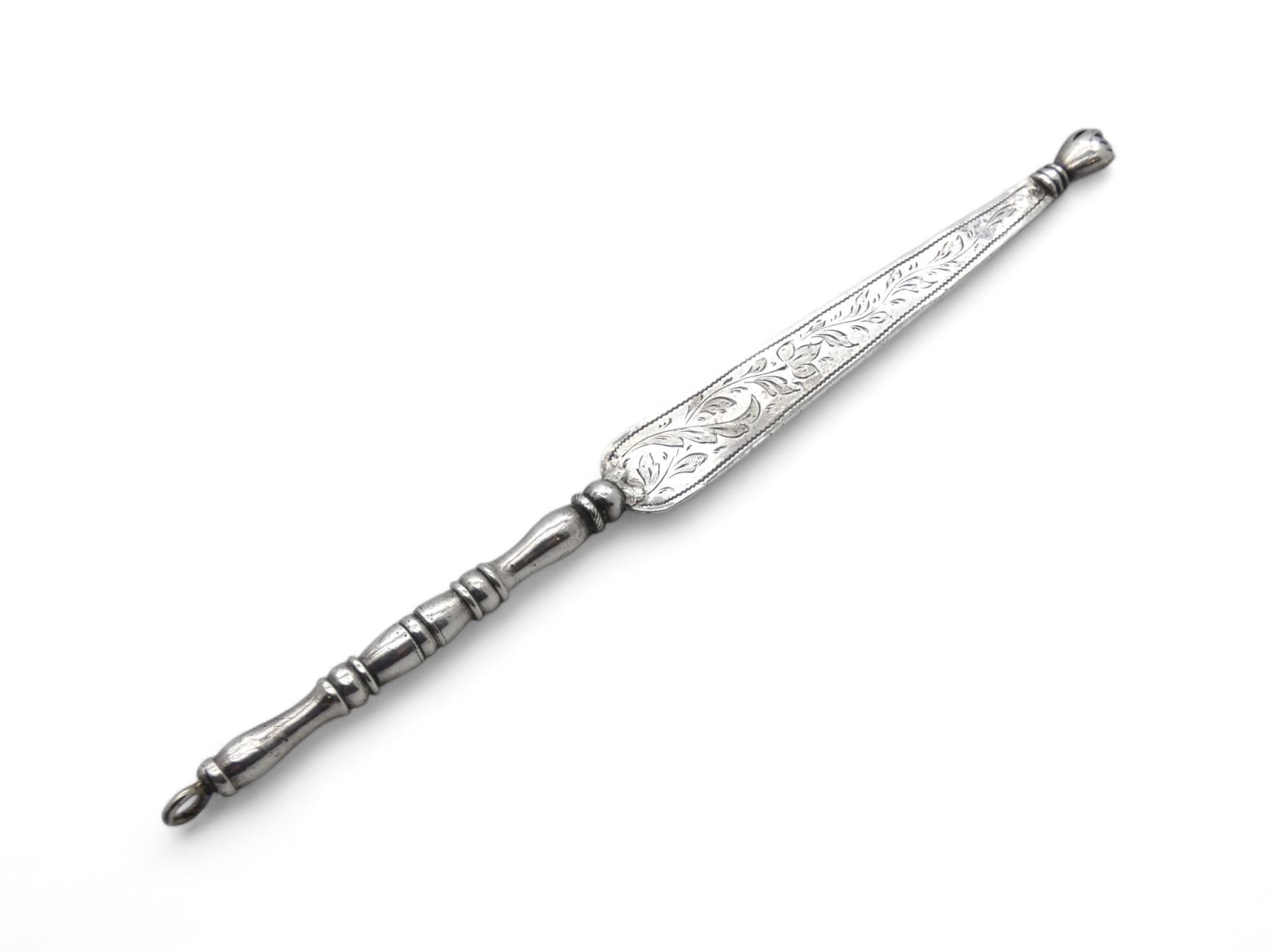 A Silver Torah Pointer, Morocco, Circa 1900 In Good Condition For Sale In New York, NY