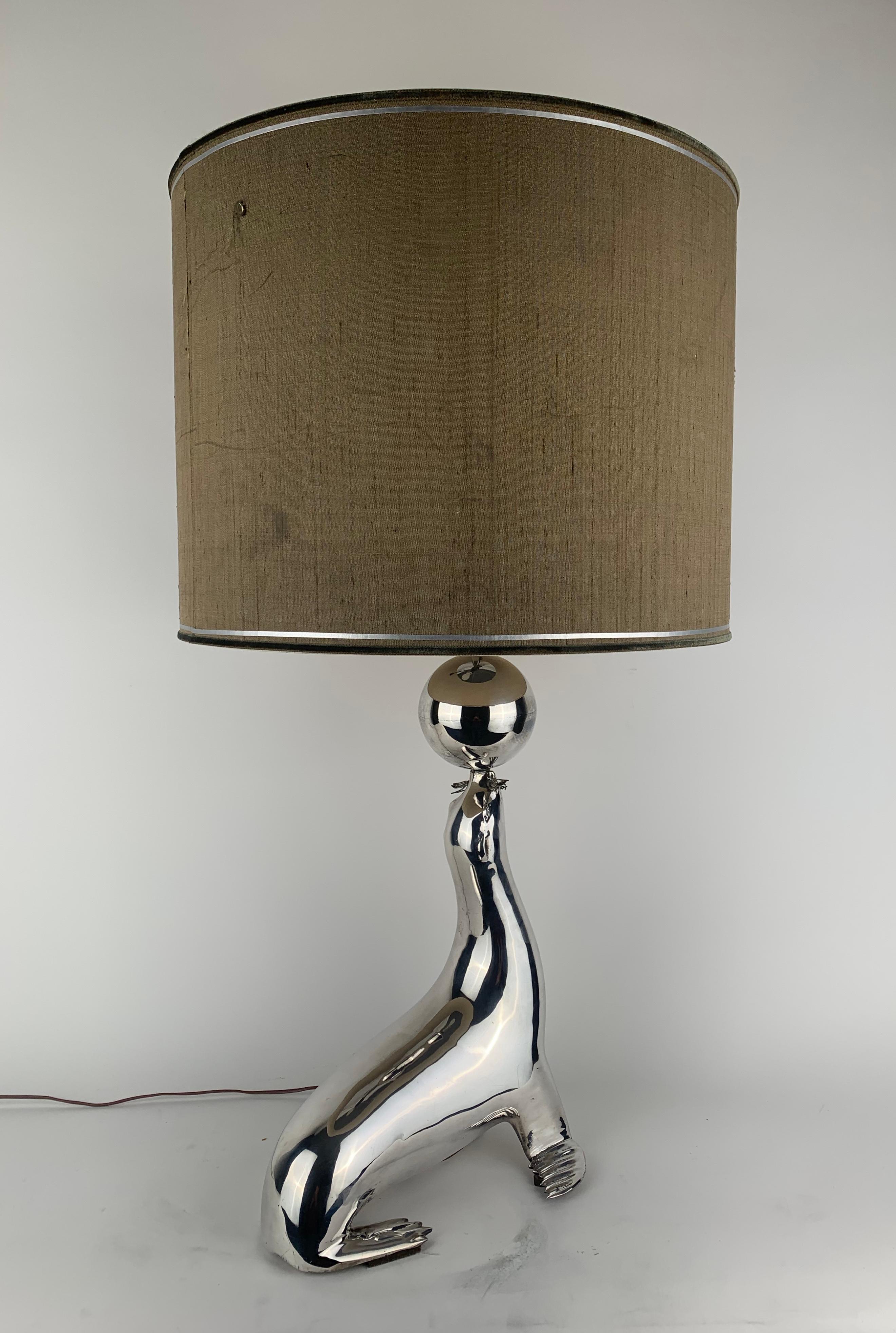 A silvered seal as a table lamp For Sale 1