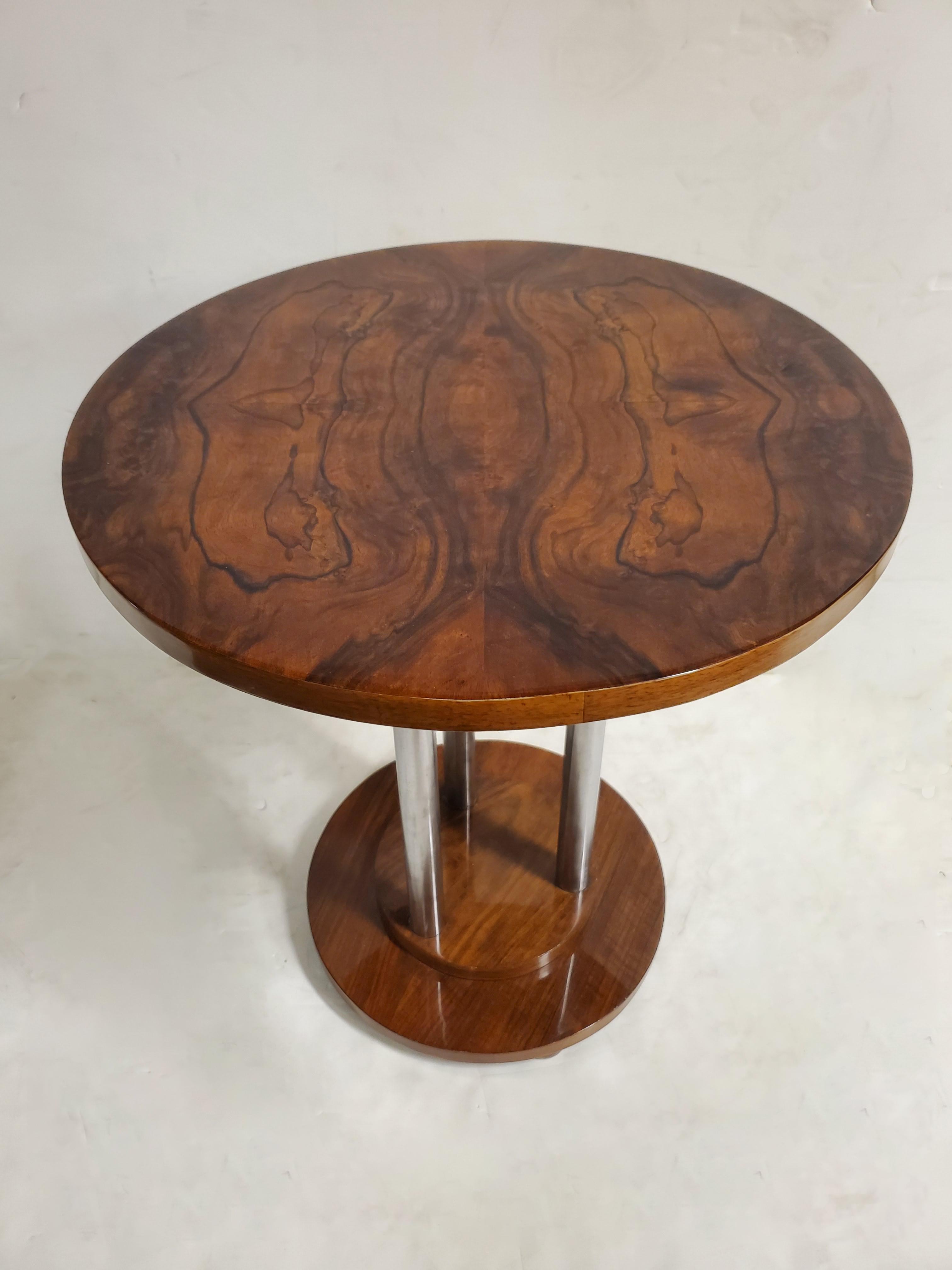Similar Pair of French Art Deco Book Matched Walnut and Metal End Tables 9