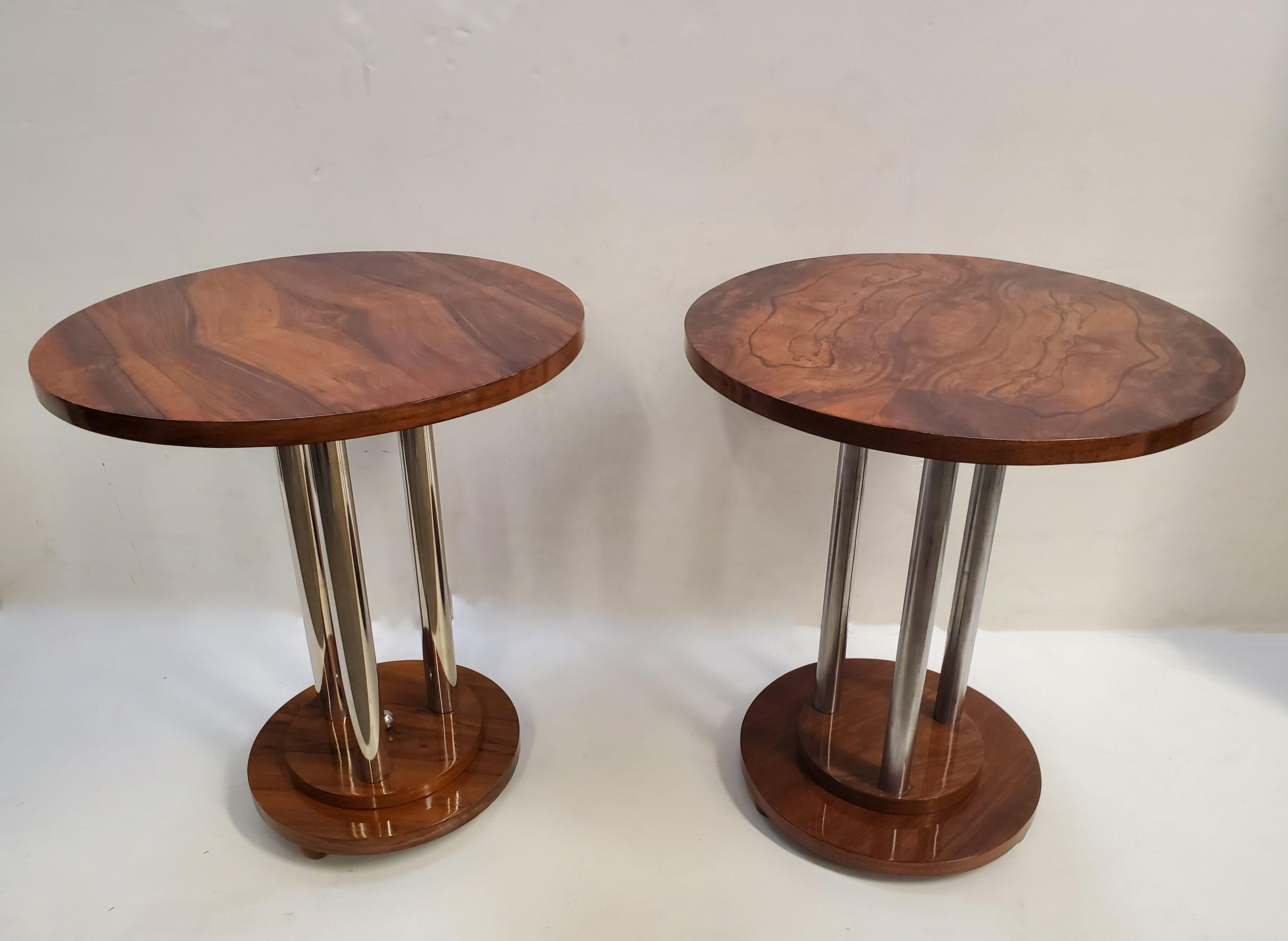 Similar Pair of French Art Deco Book Matched Walnut and Metal End Tables 15