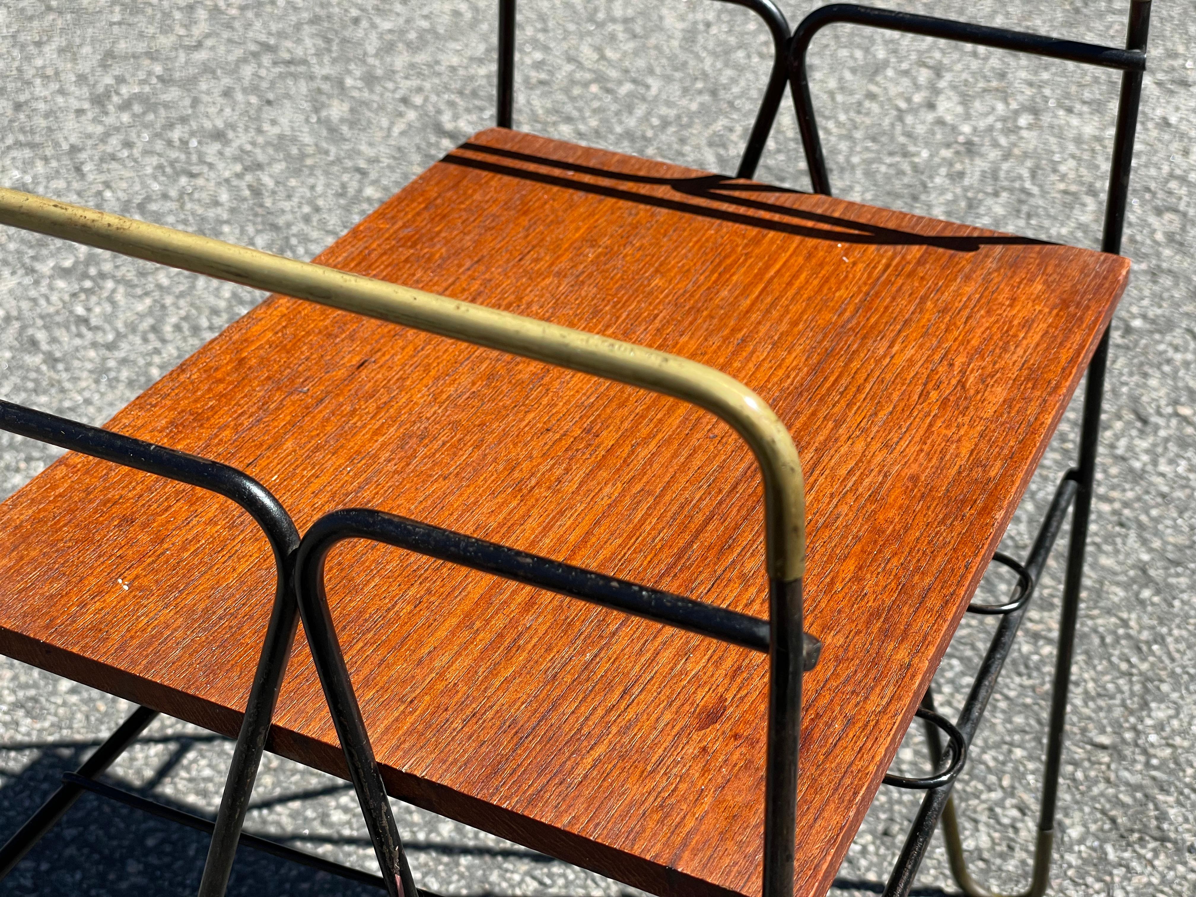 Simple Danish Set of Metal Nightstands from the 1960´S For Sale 7
