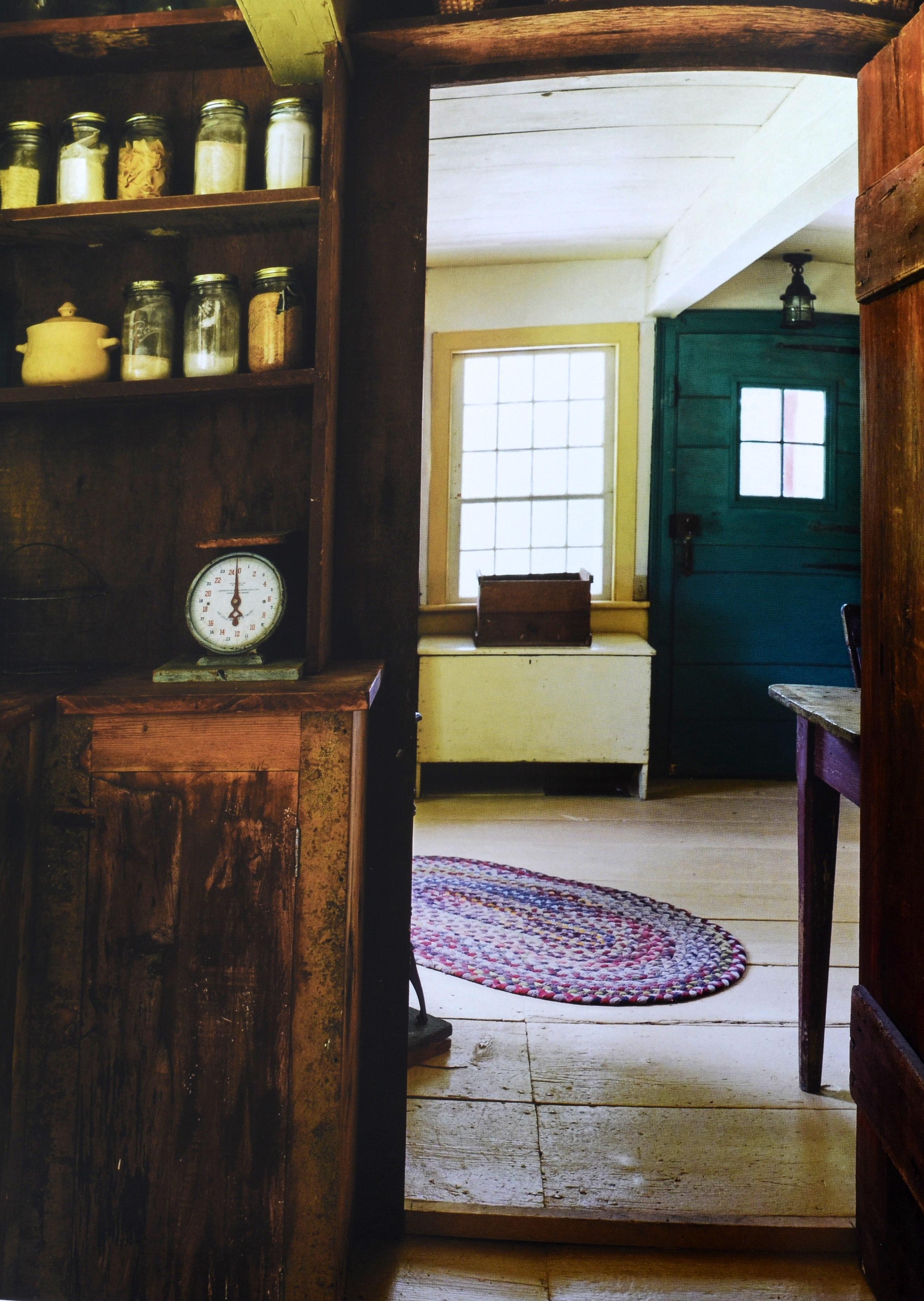 Un mode de vie plus simple : Old Farmhouses of New York & New England, 1ère édition. en vente 8