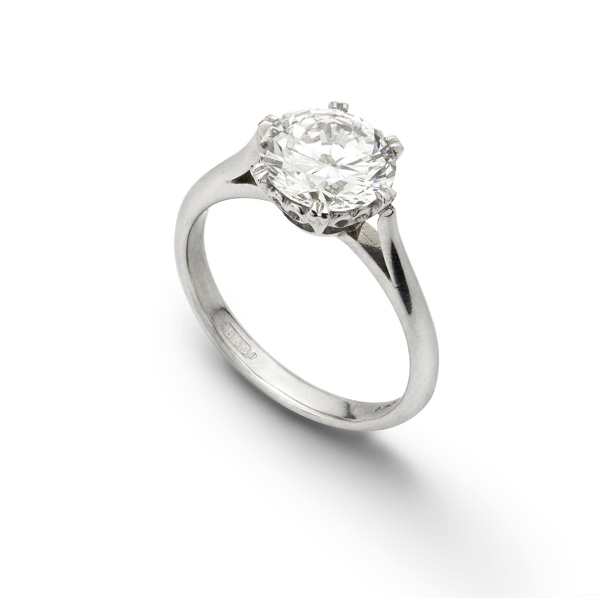 Taille brillant Bague en diamant certifié GIA de 2,05 carats sans défaut interne en vente