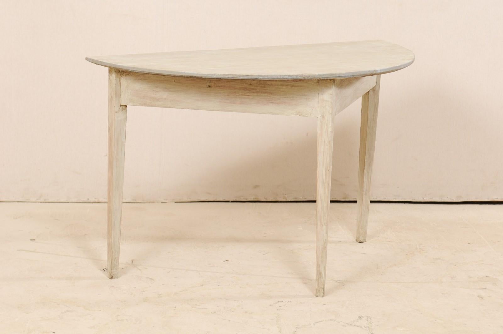 Single Swedish Demilune Table from 19th Century In Good Condition In Atlanta, GA