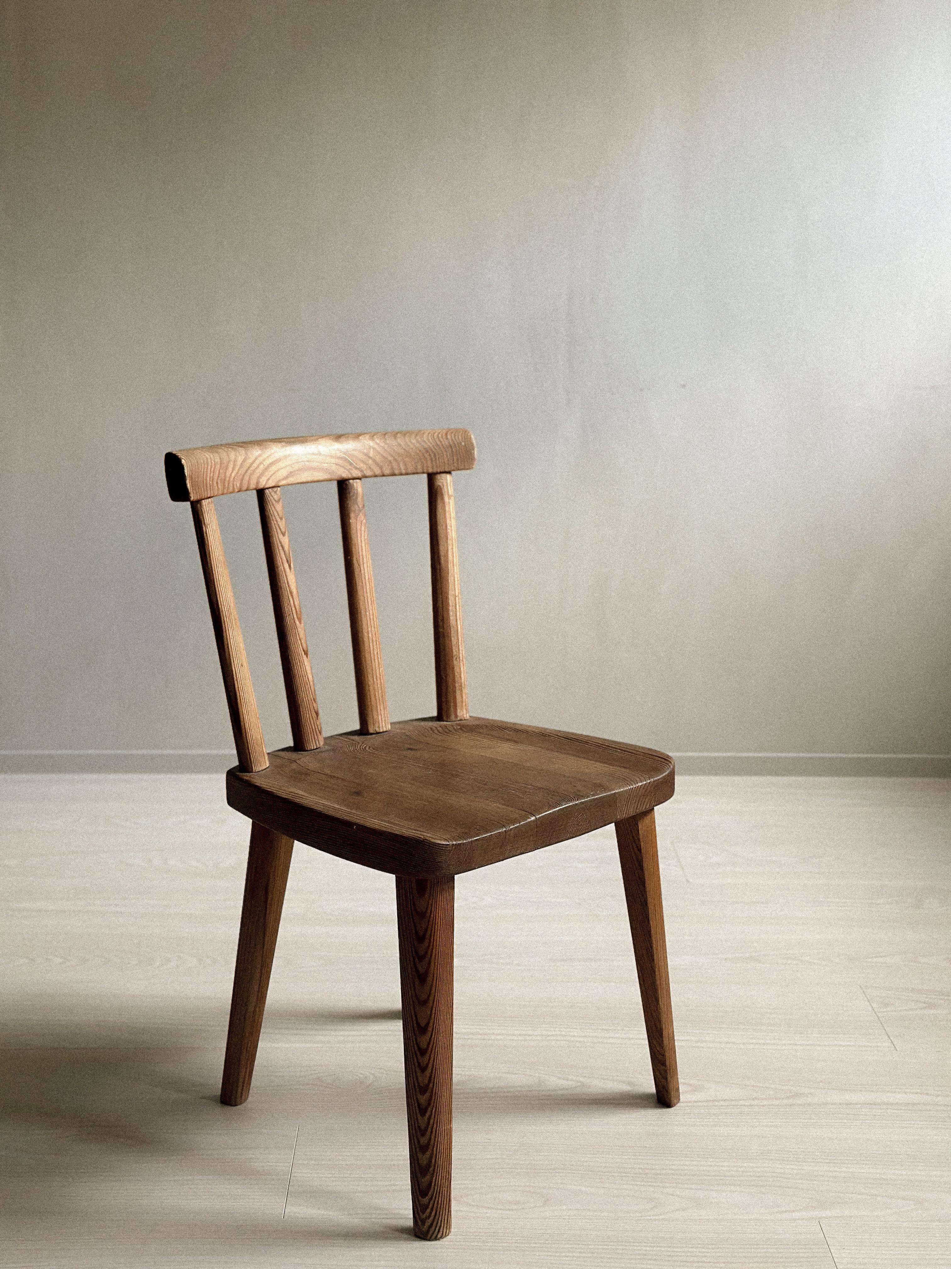 Pine A single Utö Dining Chair by Axel Einar Hjorth for Nordiska Kompaniet, 1930s For Sale