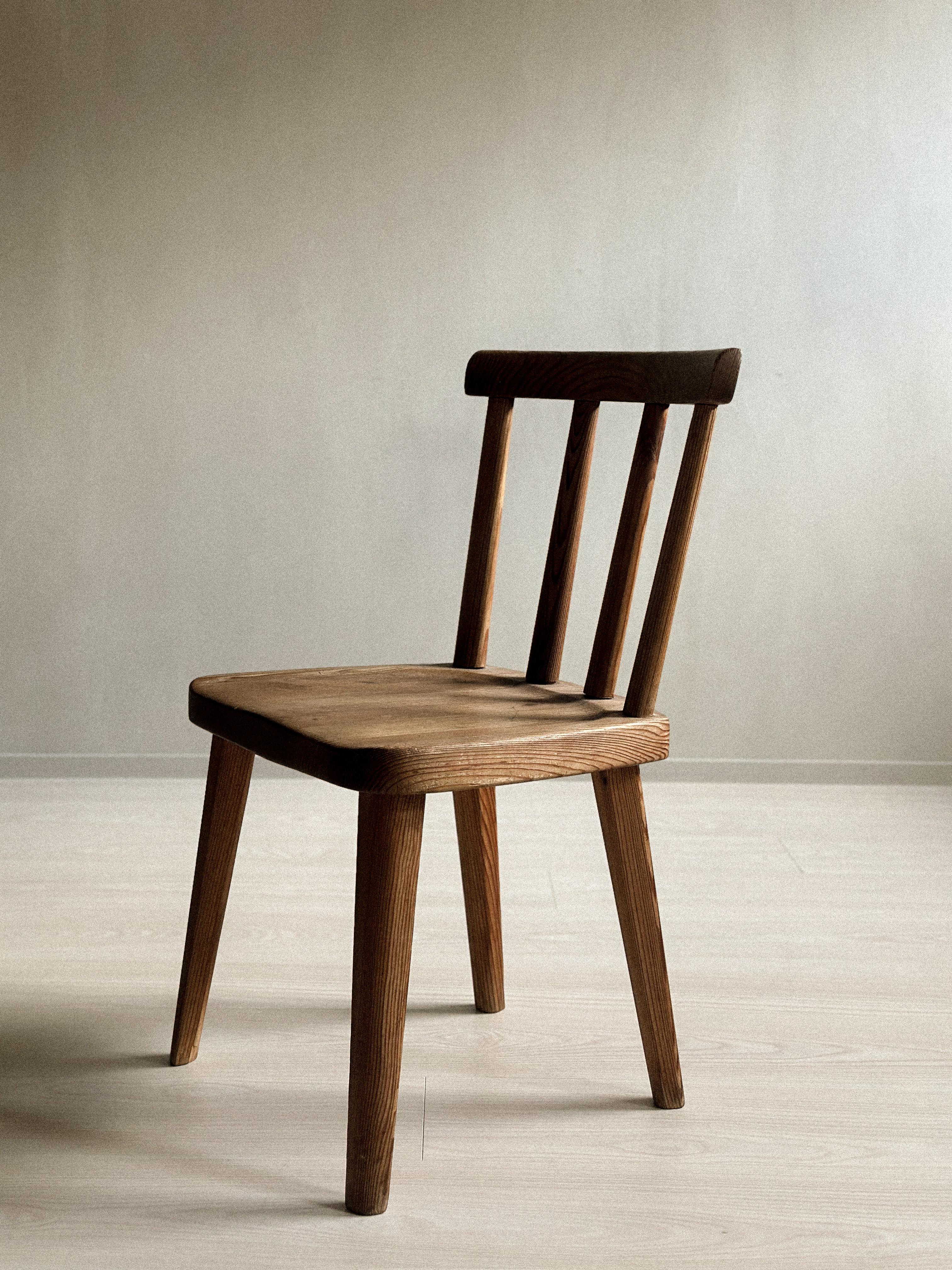 A single Utö Dining Chair by Axel Einar Hjorth for Nordiska Kompaniet, 1930s For Sale 2