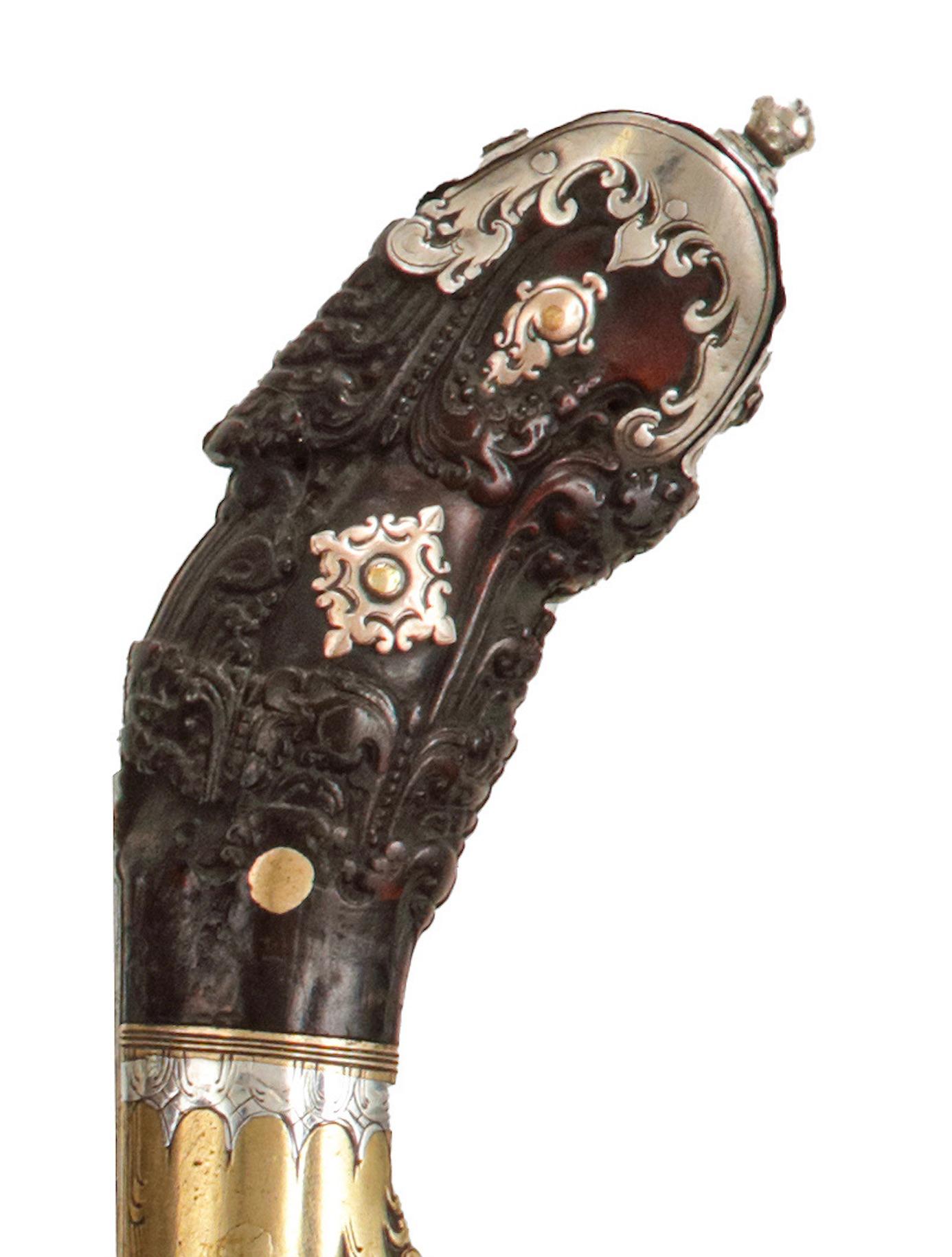 A Sinhalese silver and gold Sinhalese piha-kaetta dagger, 18th century 3