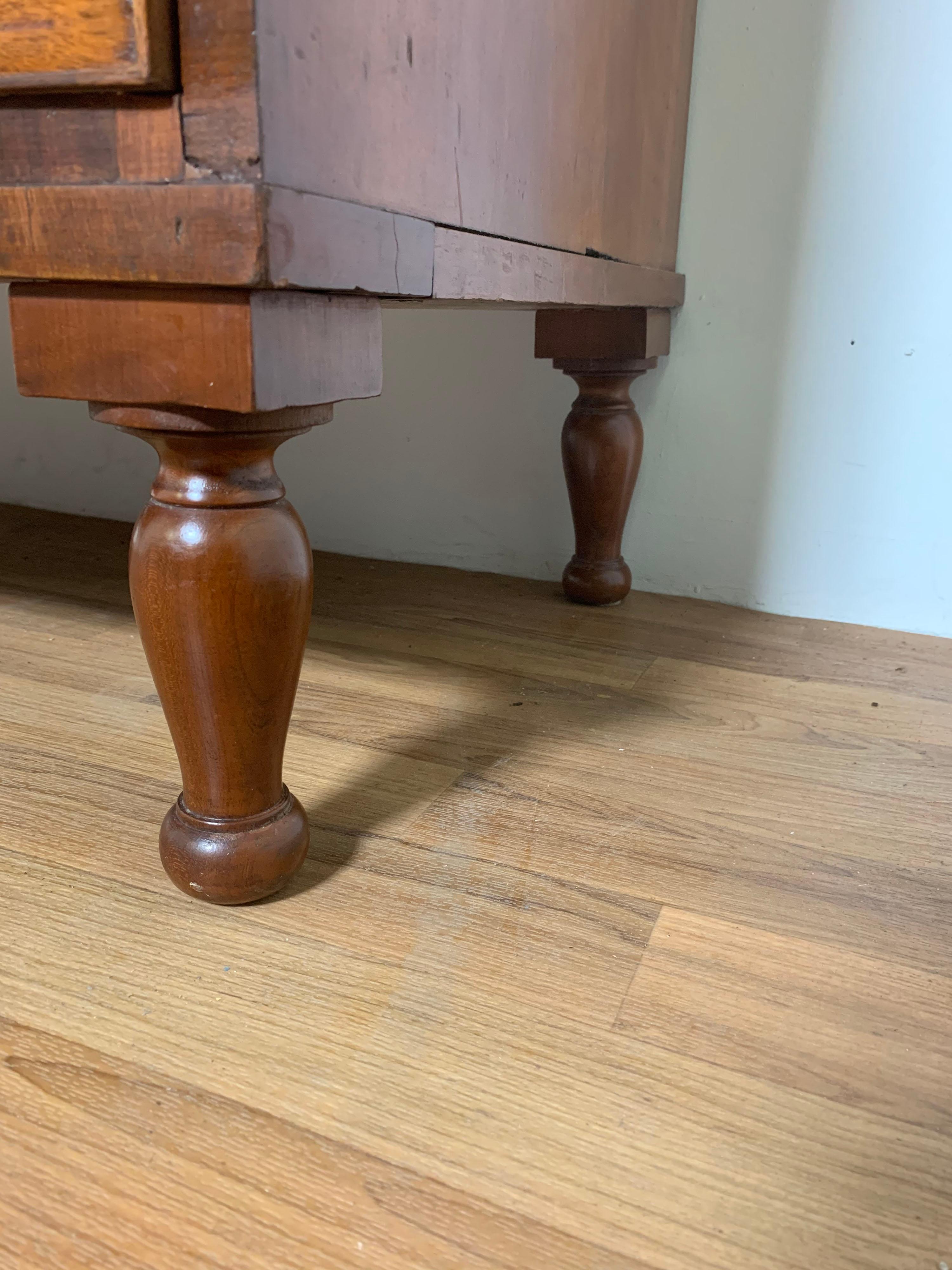 19th Century Six Drawer Nantucket Sheraton Dresser in Mahogany, circa 1820s