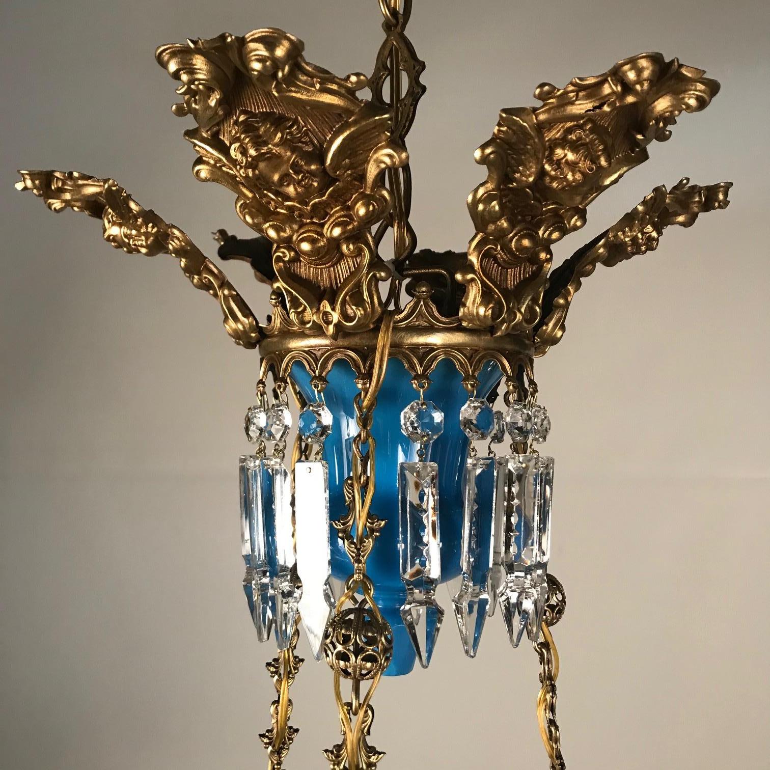 Six-Light Chandelier In Fair Condition For Sale In Montreal, QC