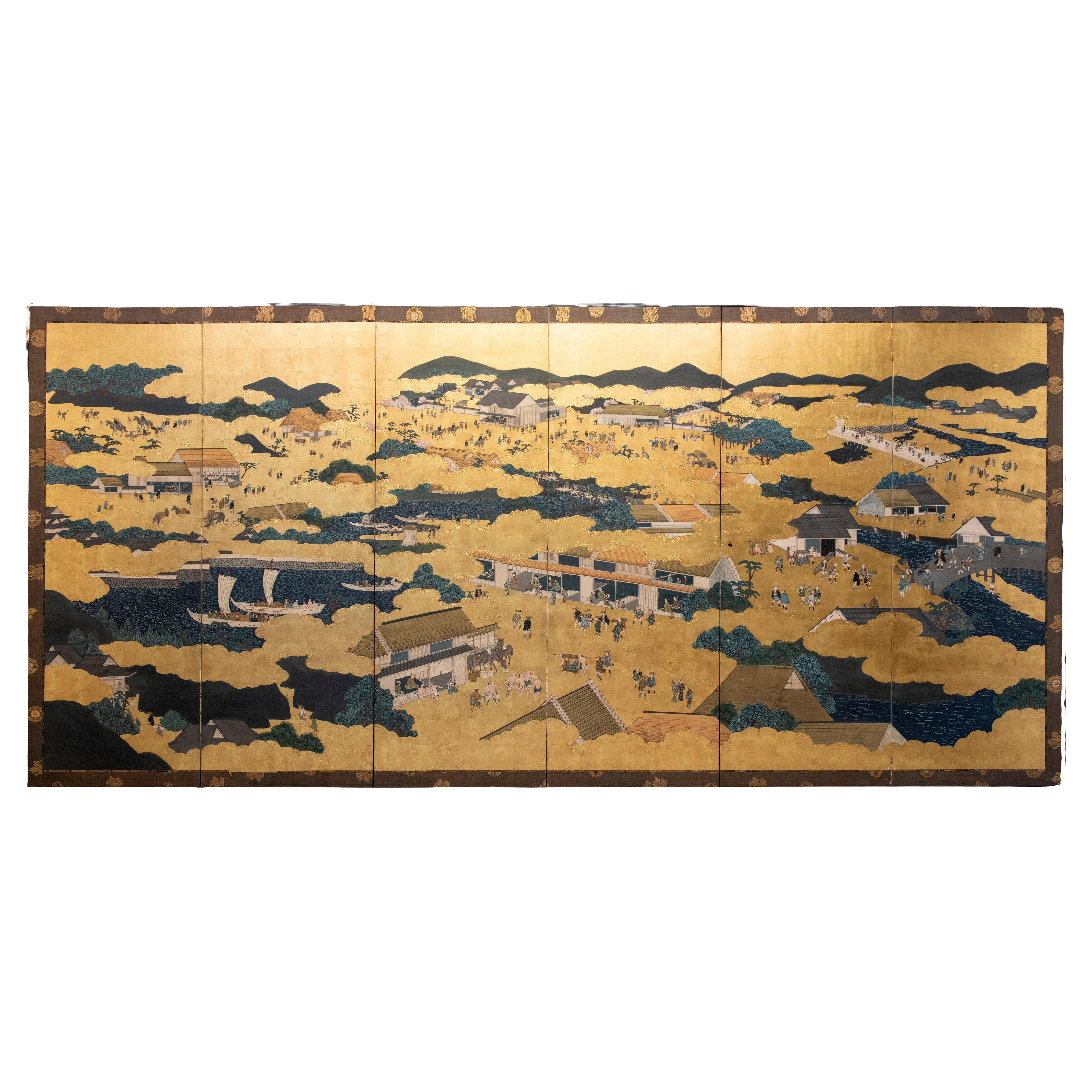 Ein sechstafeliger Paravent mit der Darstellung eines rakuchū rakugai zu Ansicht im Angebot