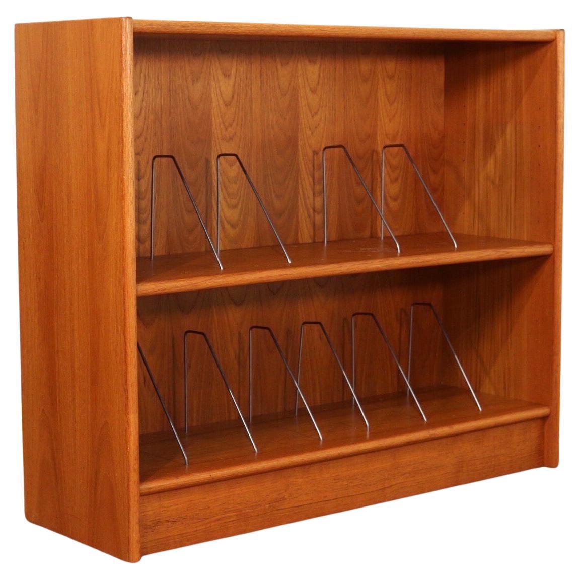 Sleek Mid-Century Modern Danish Bookcase Made from Teak, This Is a Gorgeous Li