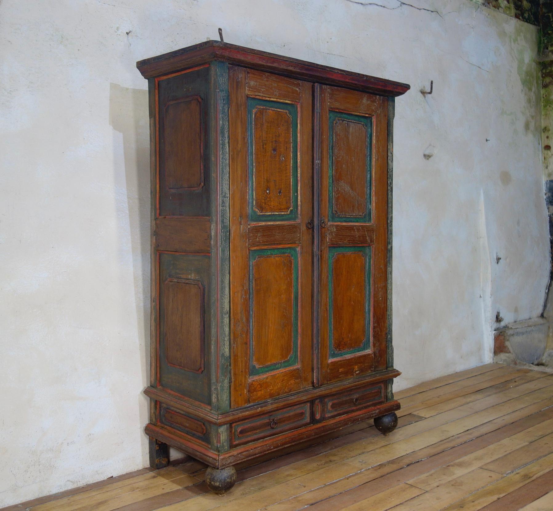 Small 19th Century Folk Art Painted Cupboard, Armoire In Good Condition In Basingstoke, Hampshire