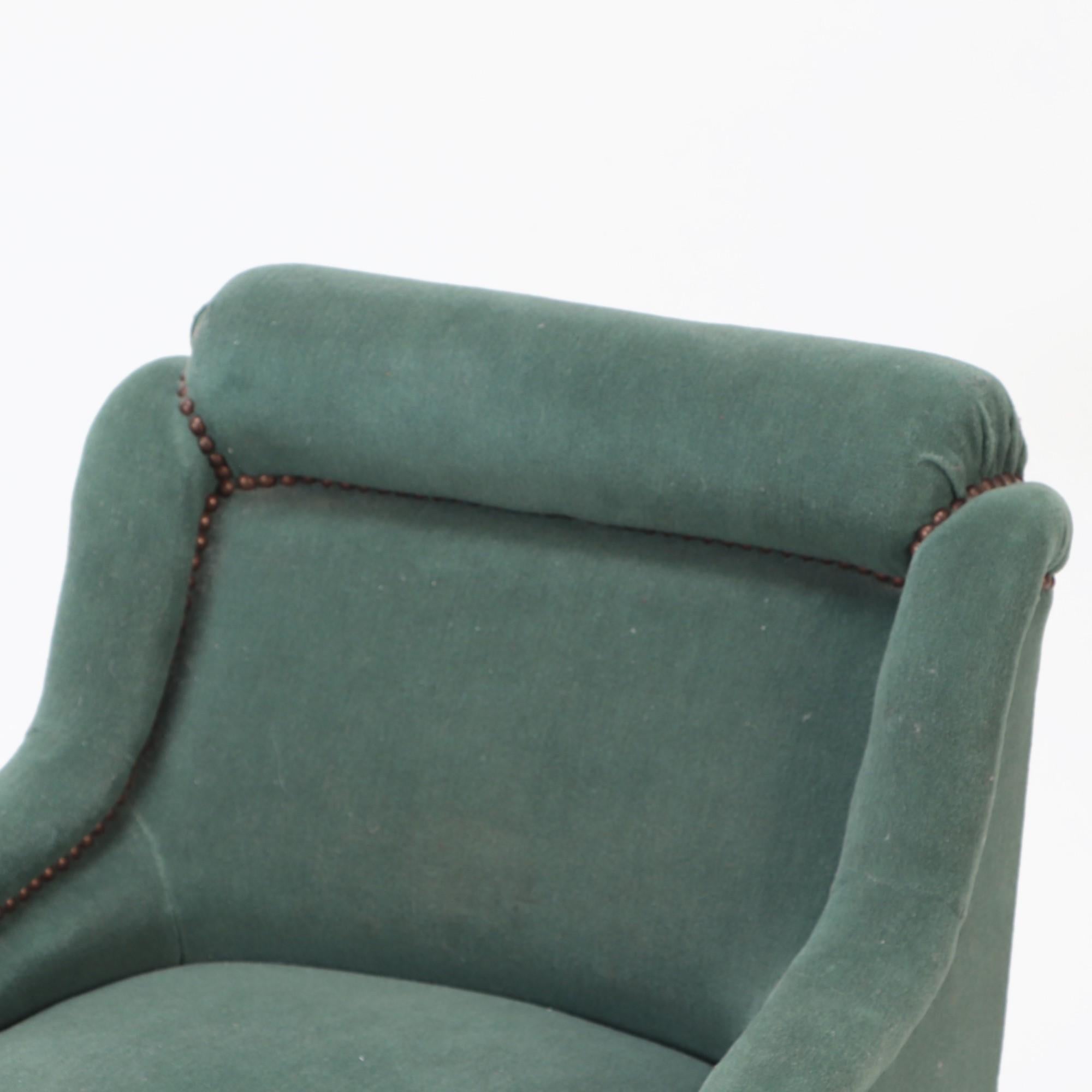 Small A Small French Napoleon III Green Upholstered Armchair, Late 19th C. In Good Condition In Philadelphia, PA