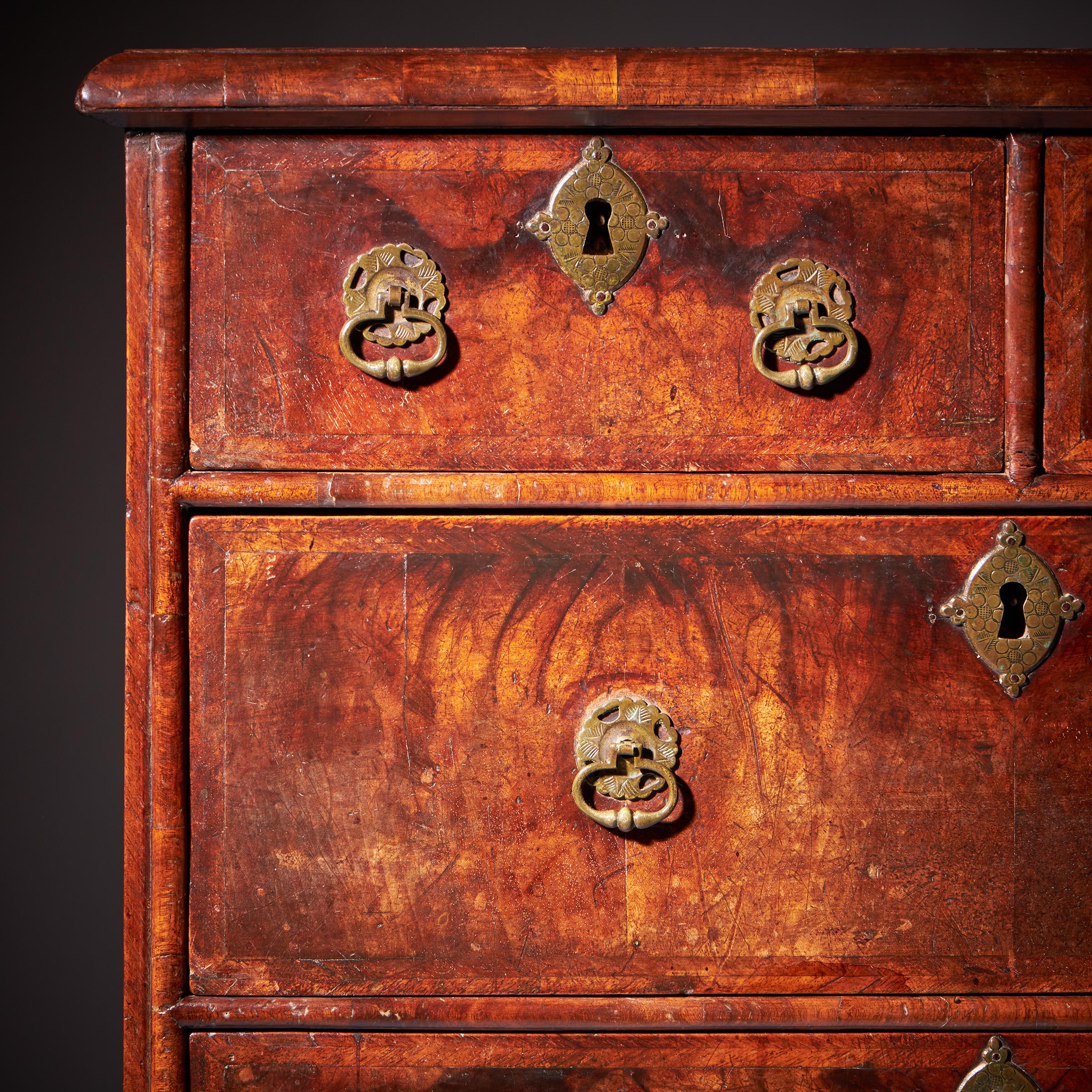 A Small and Rare William and Marry Figured Walnut Chest of Drawers, Circa 1690.  For Sale 2