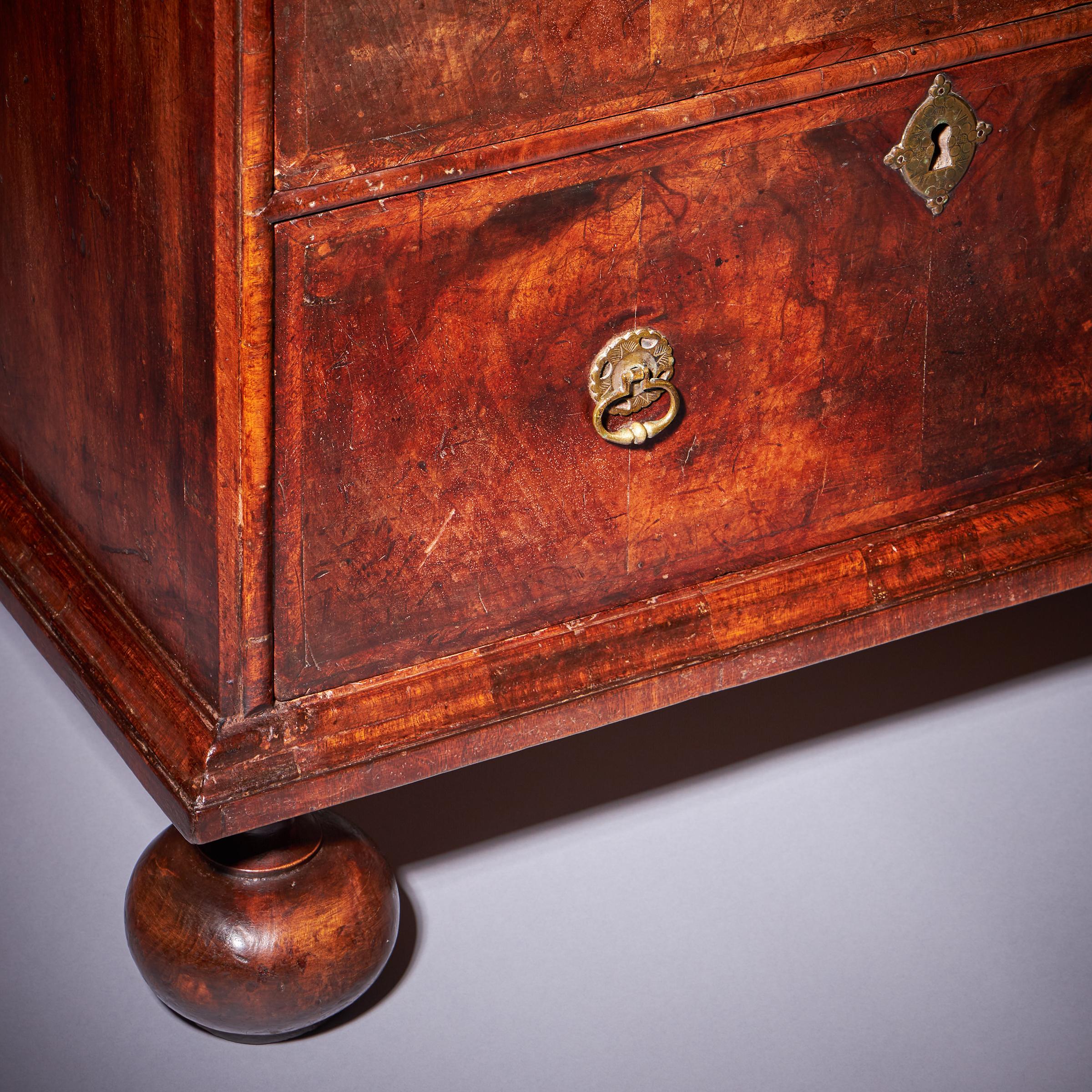 A Small and Rare William and Marry Figured Walnut Chest of Drawers, Circa 1690.  For Sale 3
