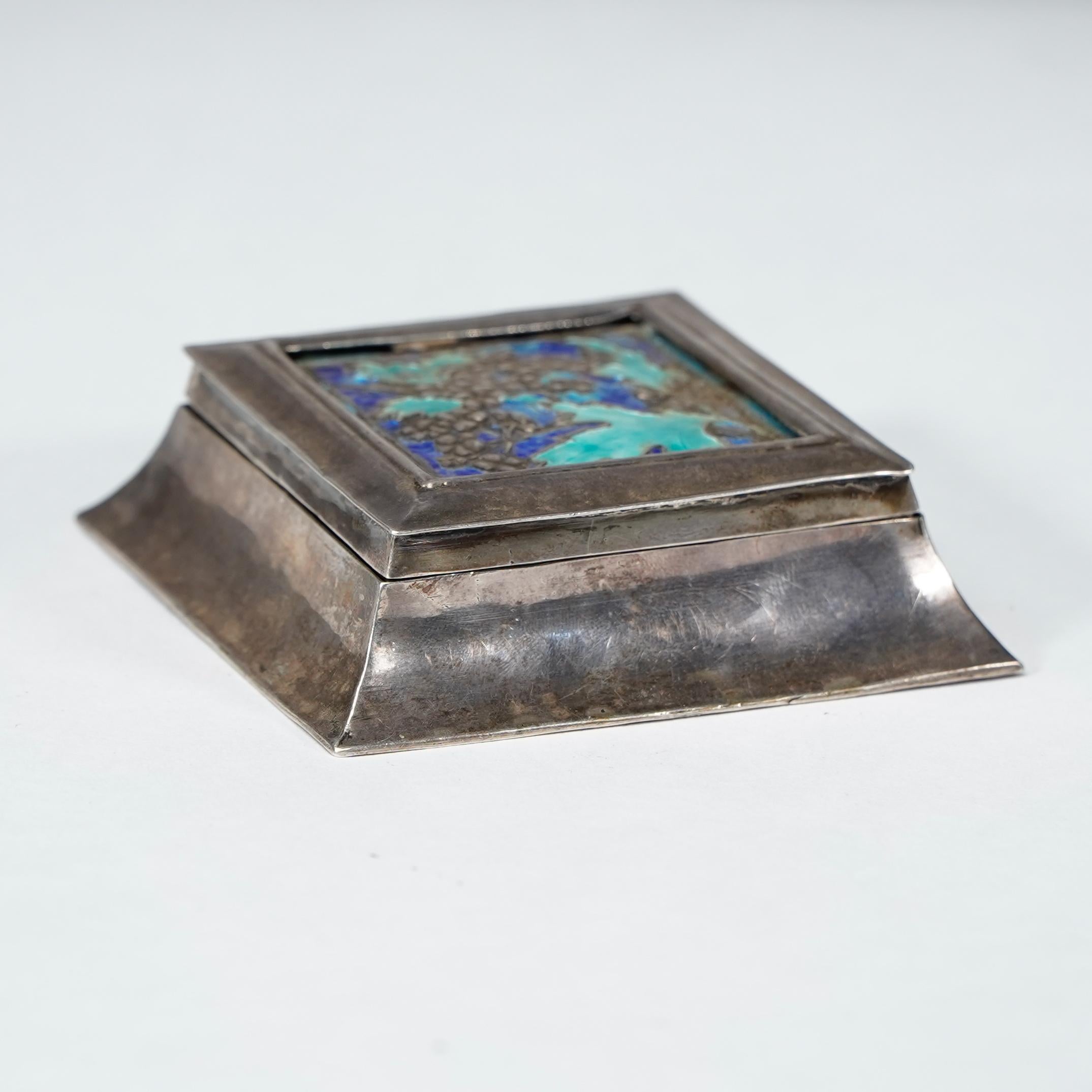 A small Arts and Crafts silver plated jewellery box with enamel decoration For Sale 1