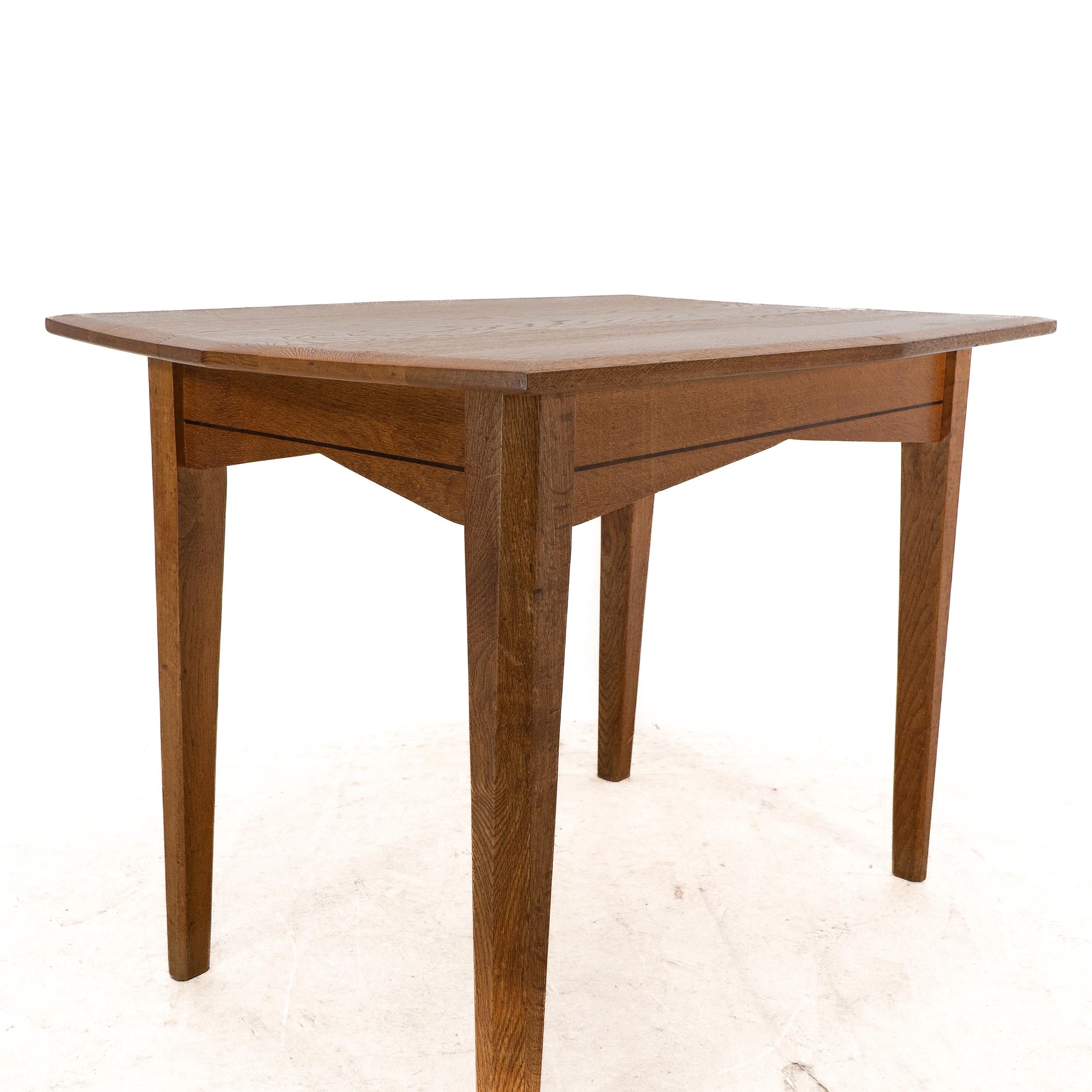 A small Arts & Crafts Cotswold style oak dining or centre table angular designs For Sale 5