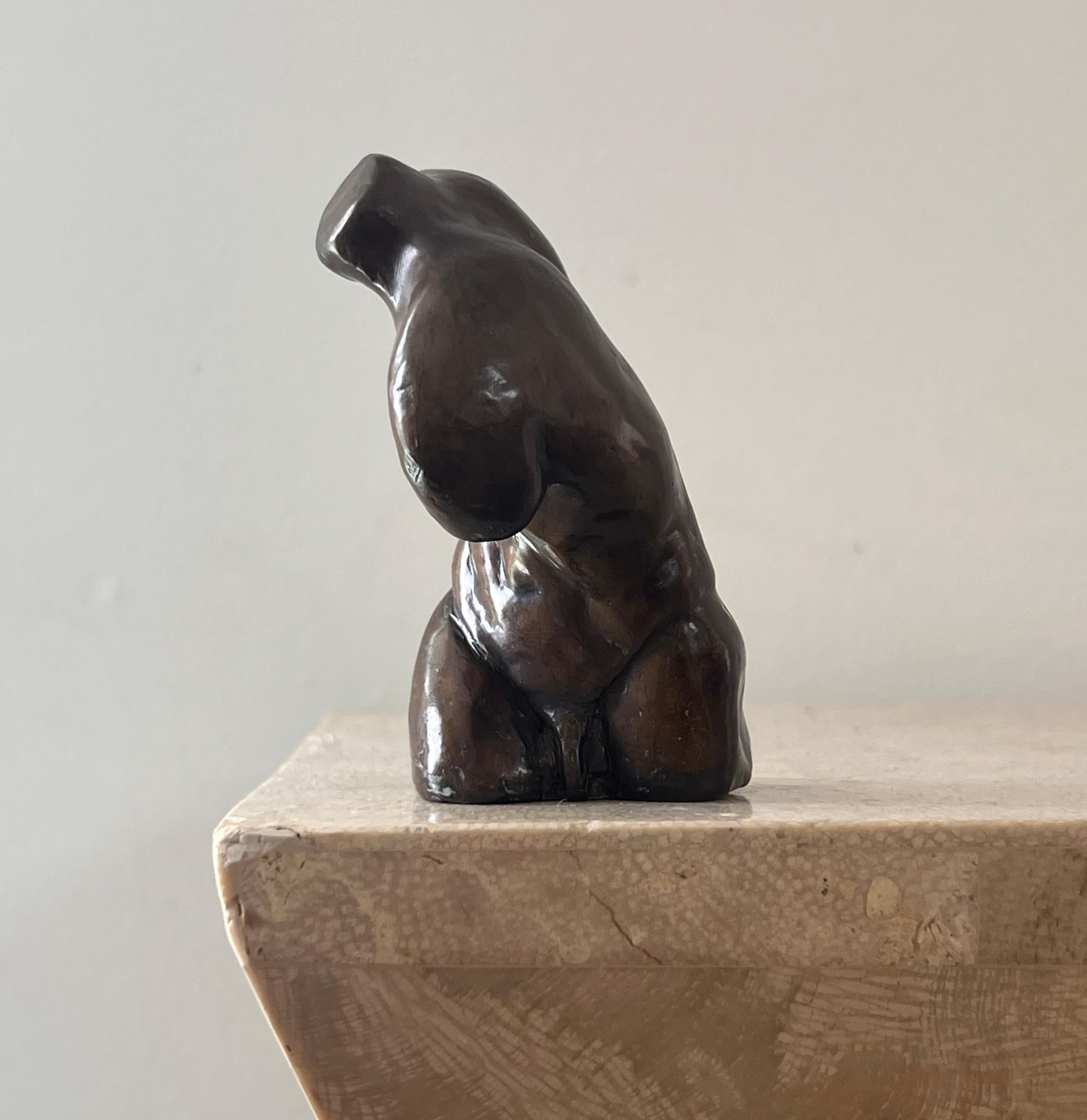 Unknown A small bronze sculpture of a male bust, 20th century