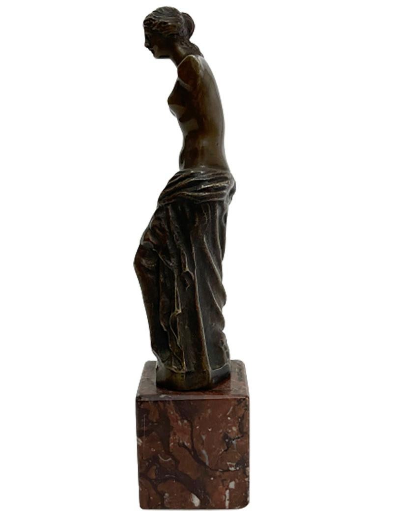 French Small Bronze Statue of Venus De Milo For Sale