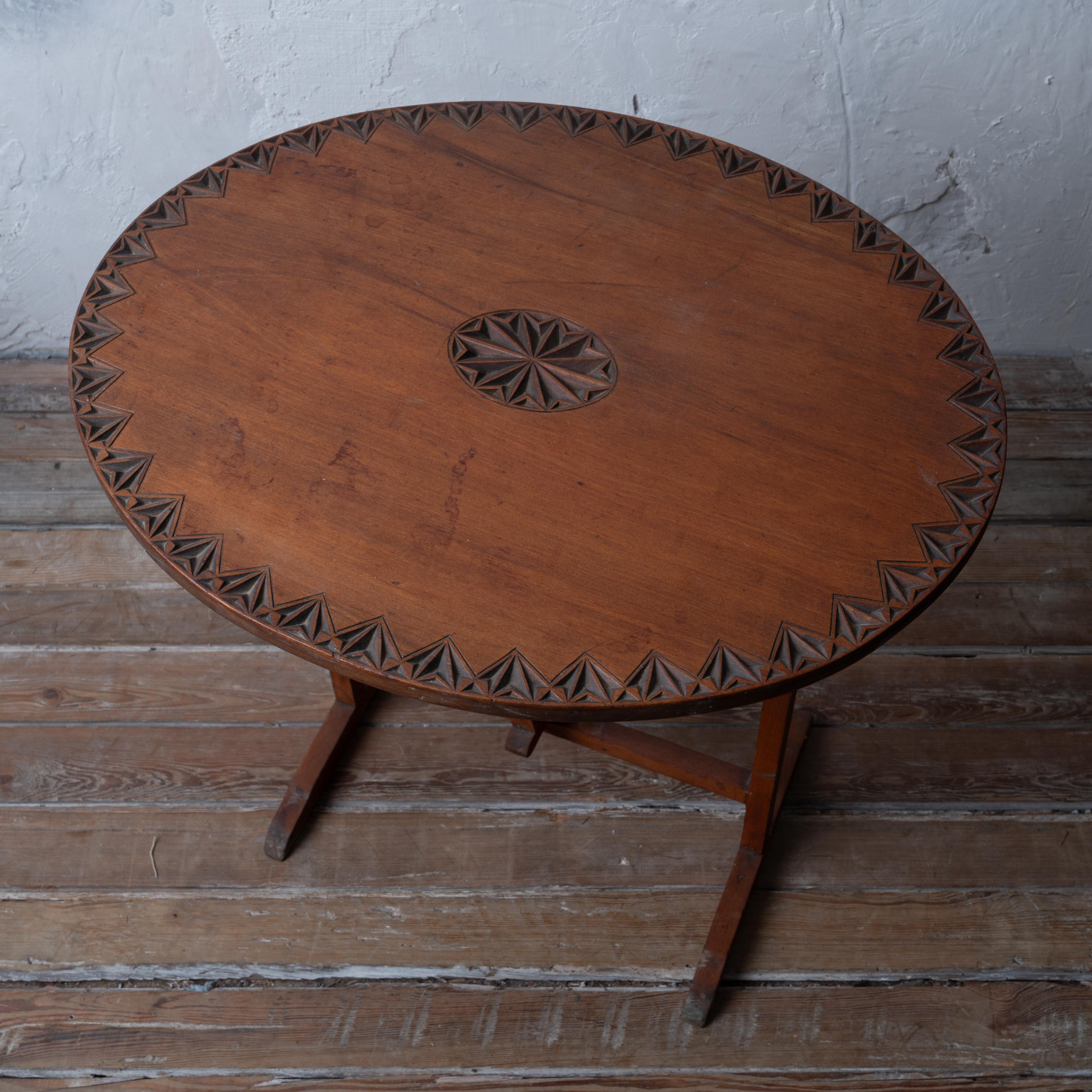 Late 19th Century A Small Chip-Carved Wine Tasting Table, 19th Century For Sale