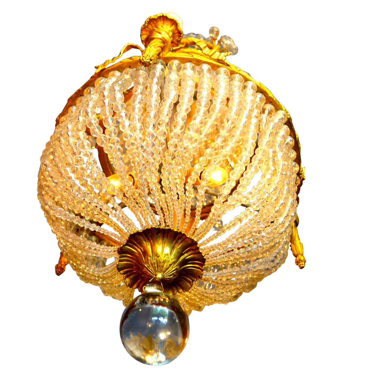 Kronleuchter aus Kristall und vergoldeter Bronze im Empire-Stil mit Korb (Französisch) im Angebot