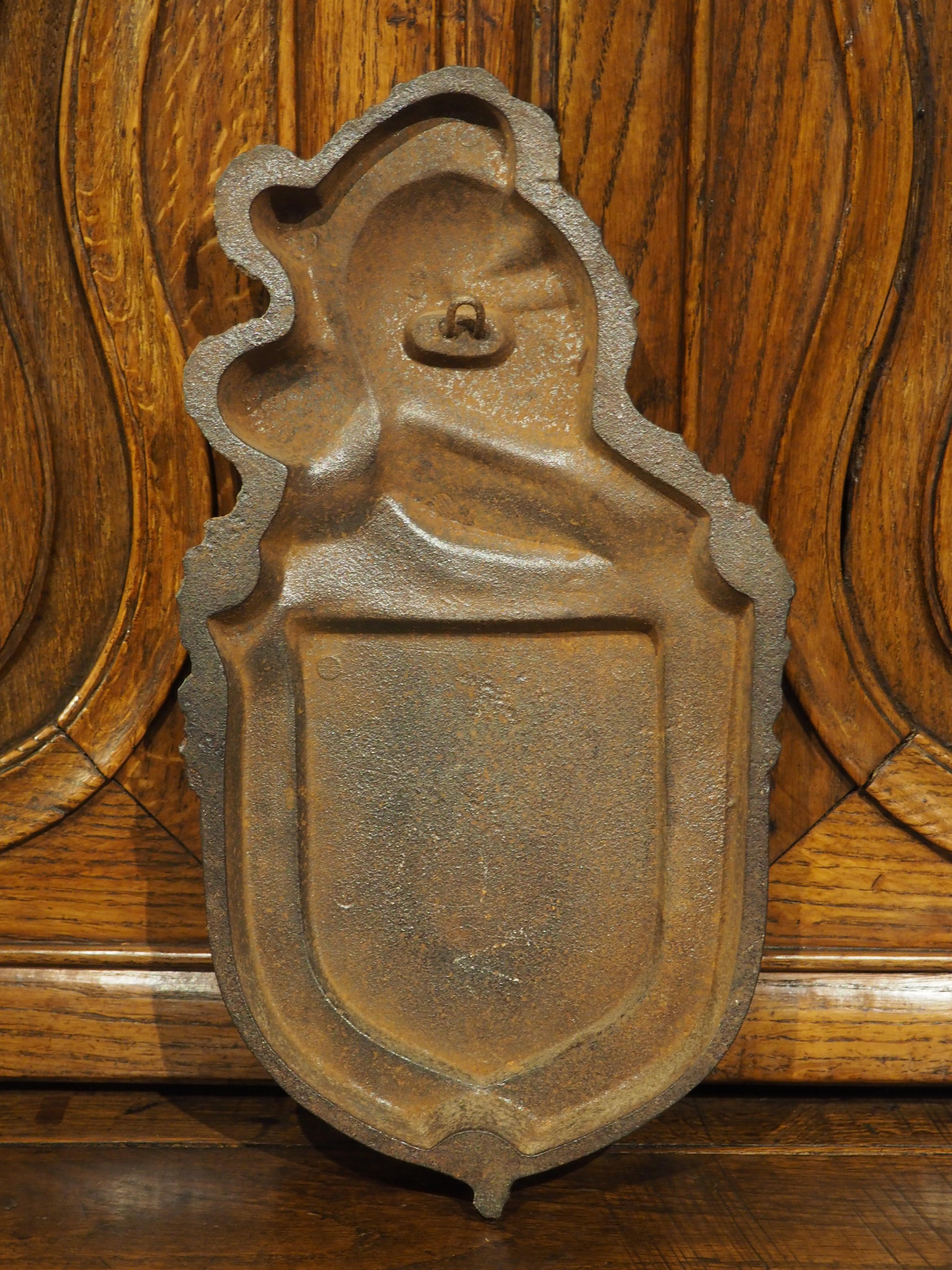 A Small French Cast Iron Wall Plaque, The Coat of Arms of Paris, 20th Century For Sale 3