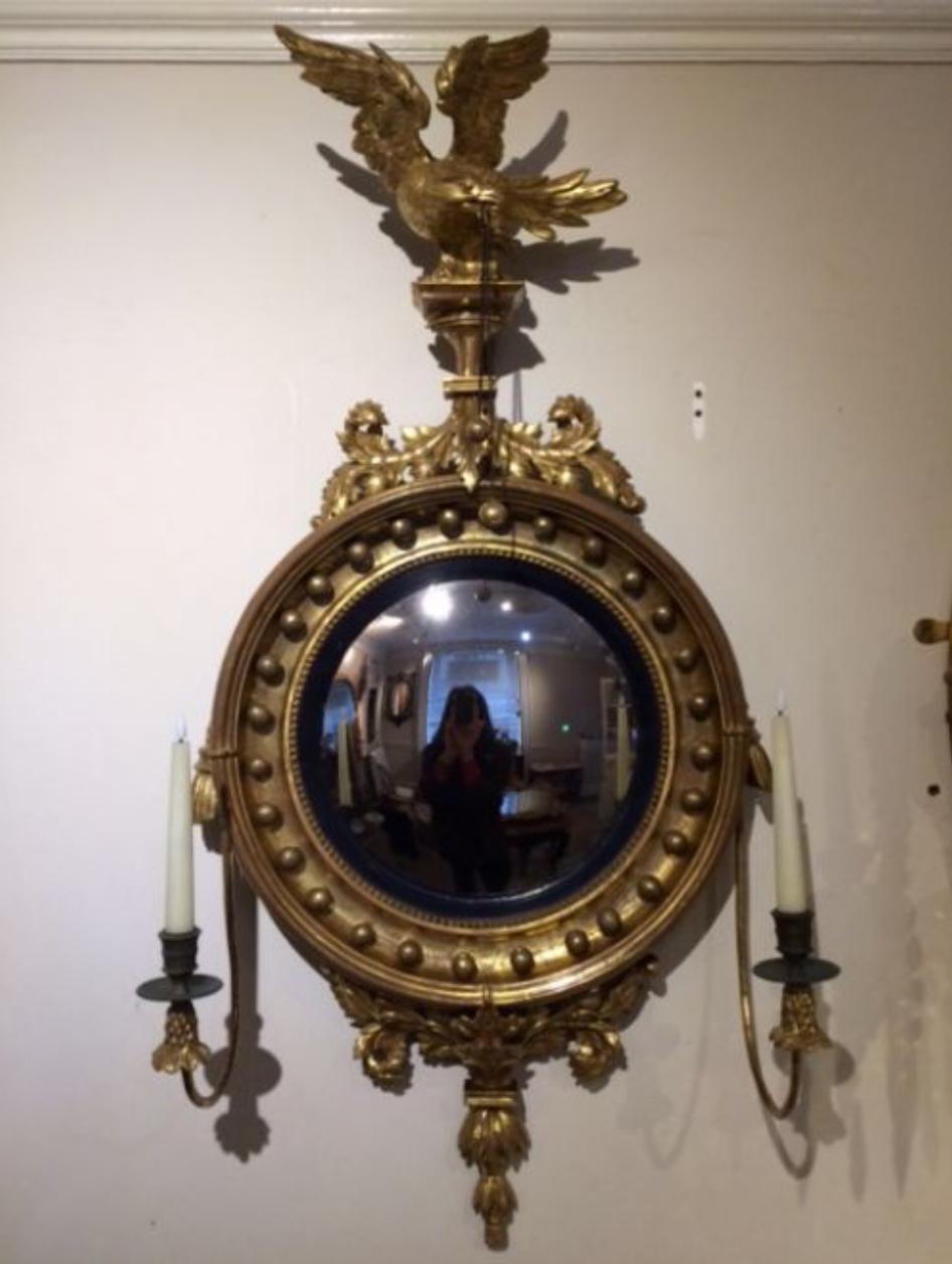 Small Gilt and Carved Convex Mirror of the Regency Period In Excellent Condition For Sale In Reepham, GB