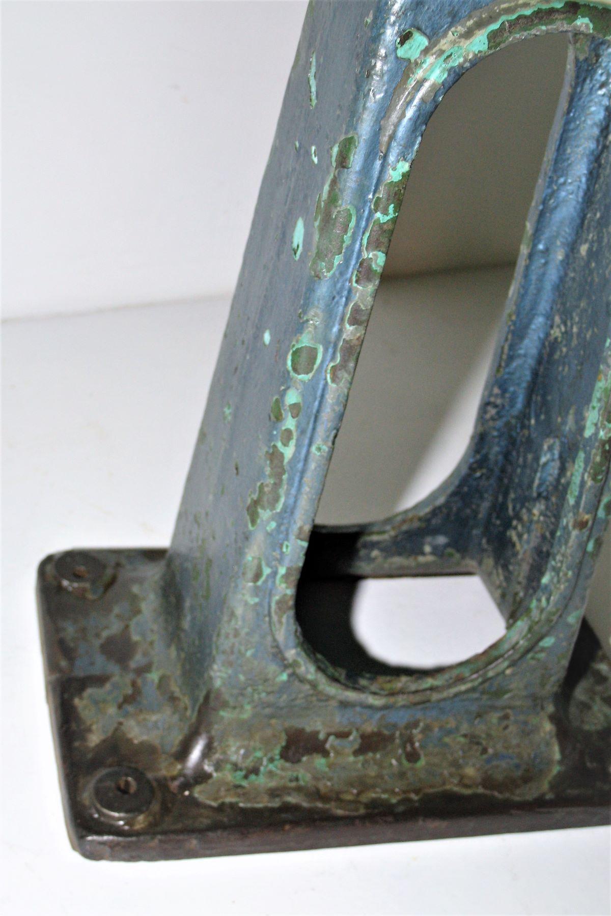 Small Industrial Heavy Form Cat Iron Engineers Table Superb Patina Colour 1