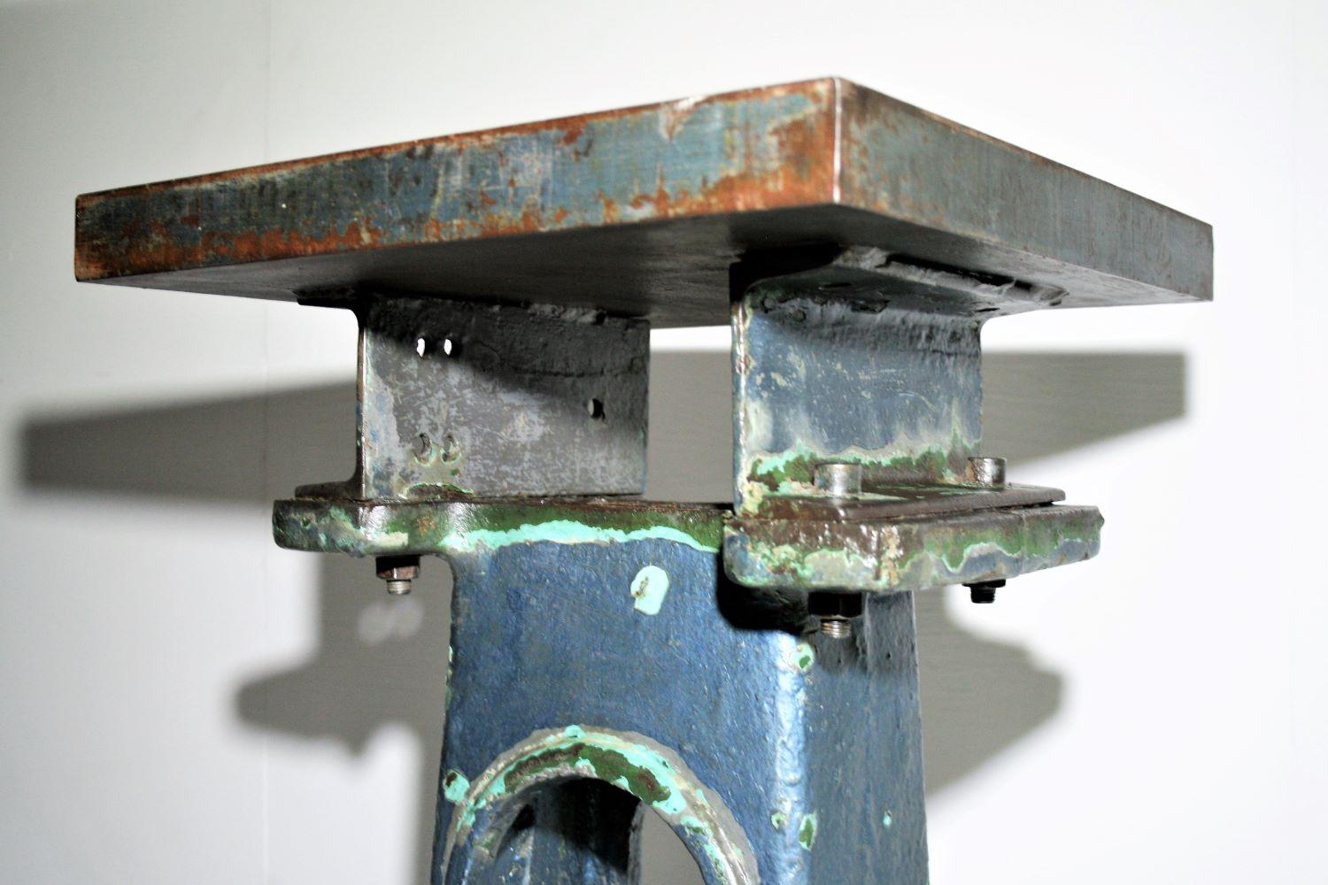 Small Industrial Heavy Form Cat Iron Engineers Table Superb Patina Colour 2