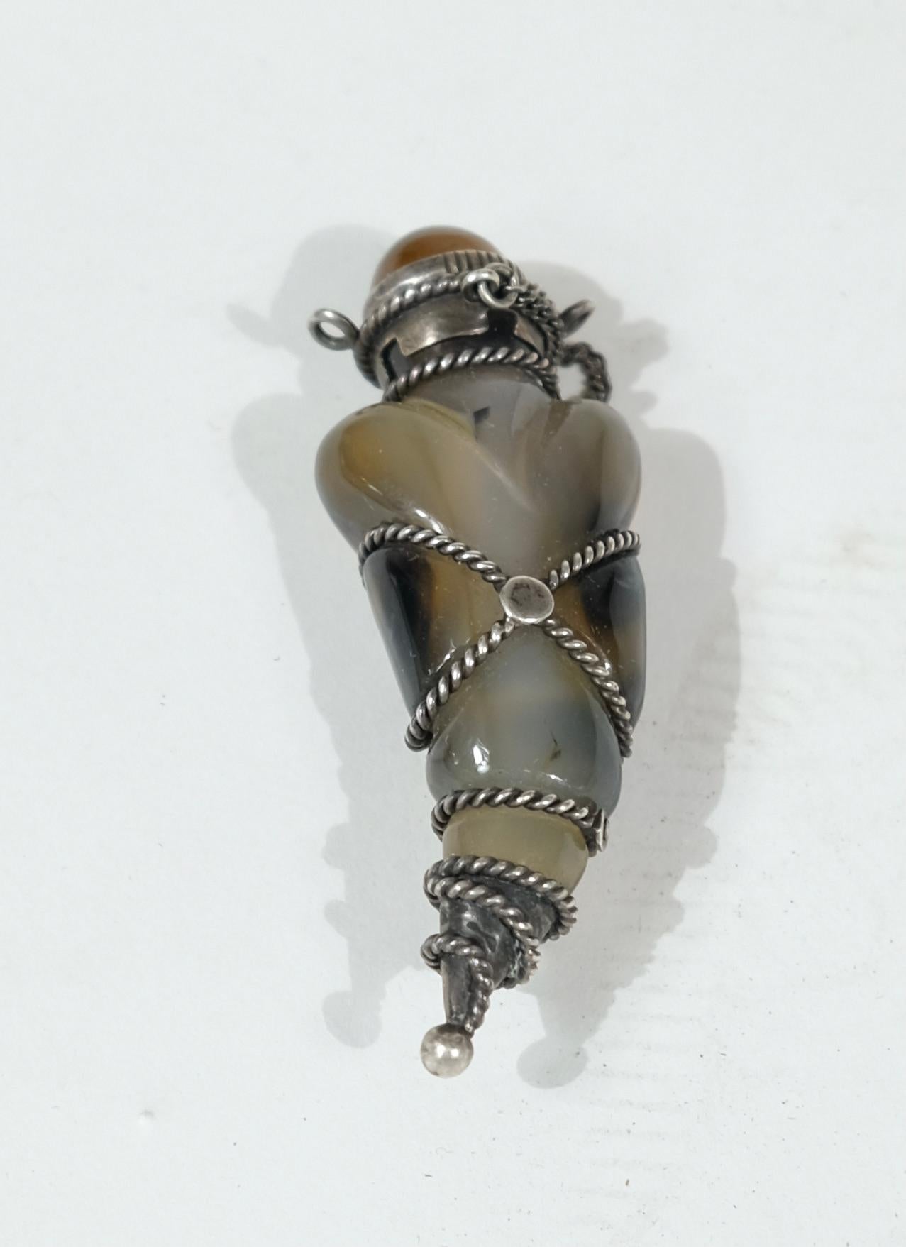 Small Jade Bottle Vial with Silver Mountings For Sale 1